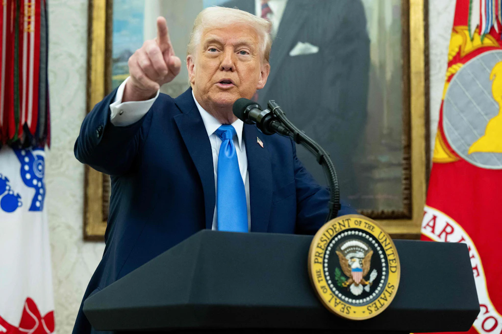 Donald Trump paylaşıyor Video: ABD Kahramanları Grönland'ın Nazi İstilasına Karşı