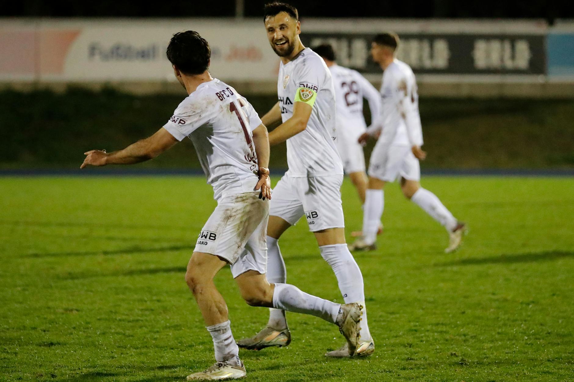 David Haider (l.) und Rufat Dadashov verstehen sich bestens.