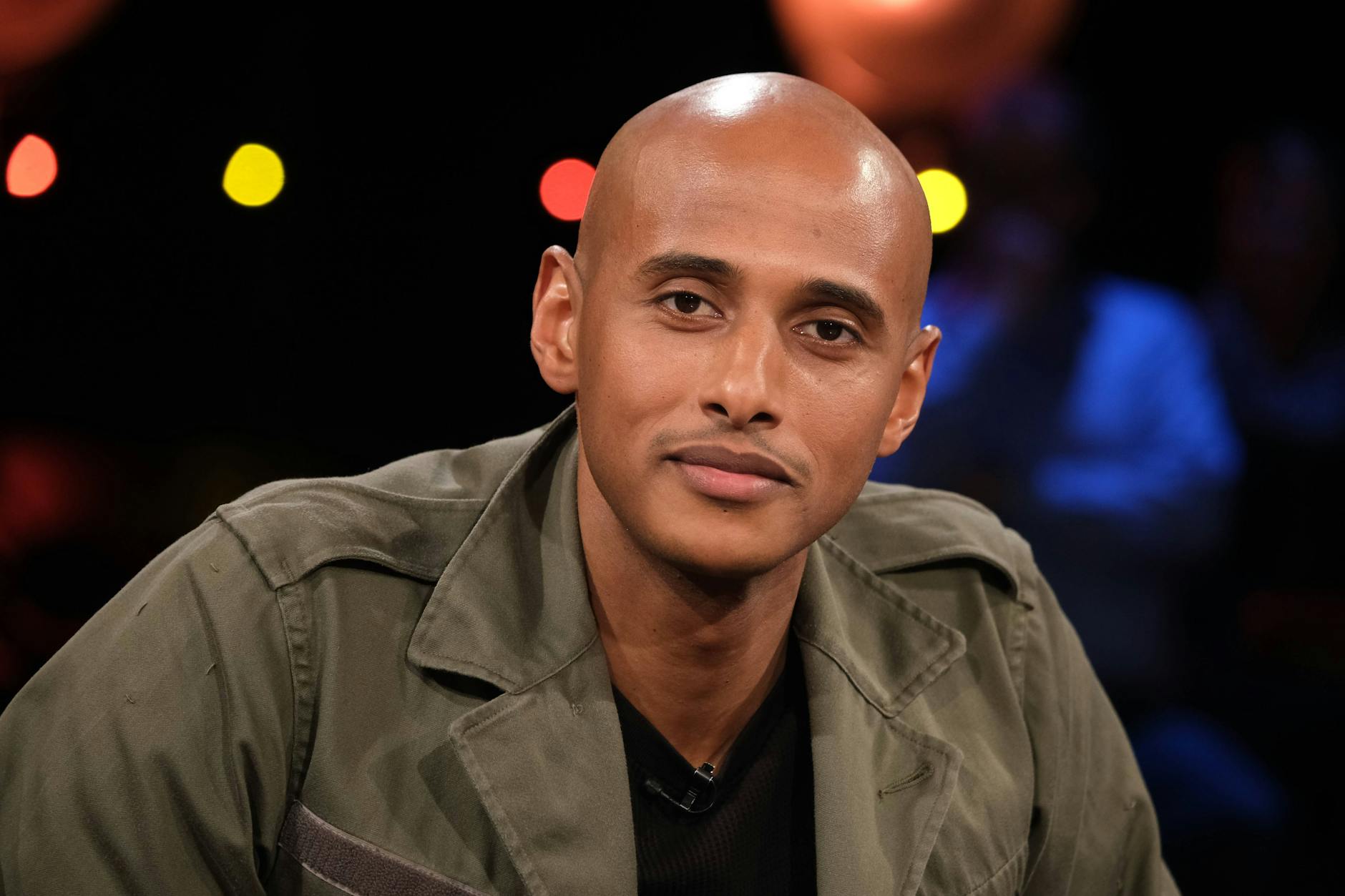 Tedros „Teddy“ Teclebrhan zu Gast in der NDR Talk Show im Jahr 2019.