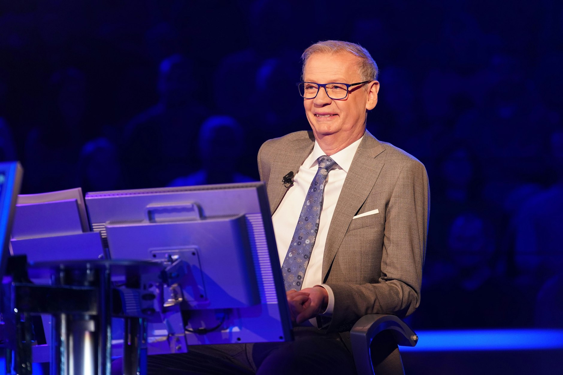 Gibt es Riesenschnauzer? Was sind Mangusten? Und welches Bundesinstitut kümmert sich um Pharmazie? Bei „Wer wird Millionär?“ mit Günther Jauch können die Zuschauer was lernen!