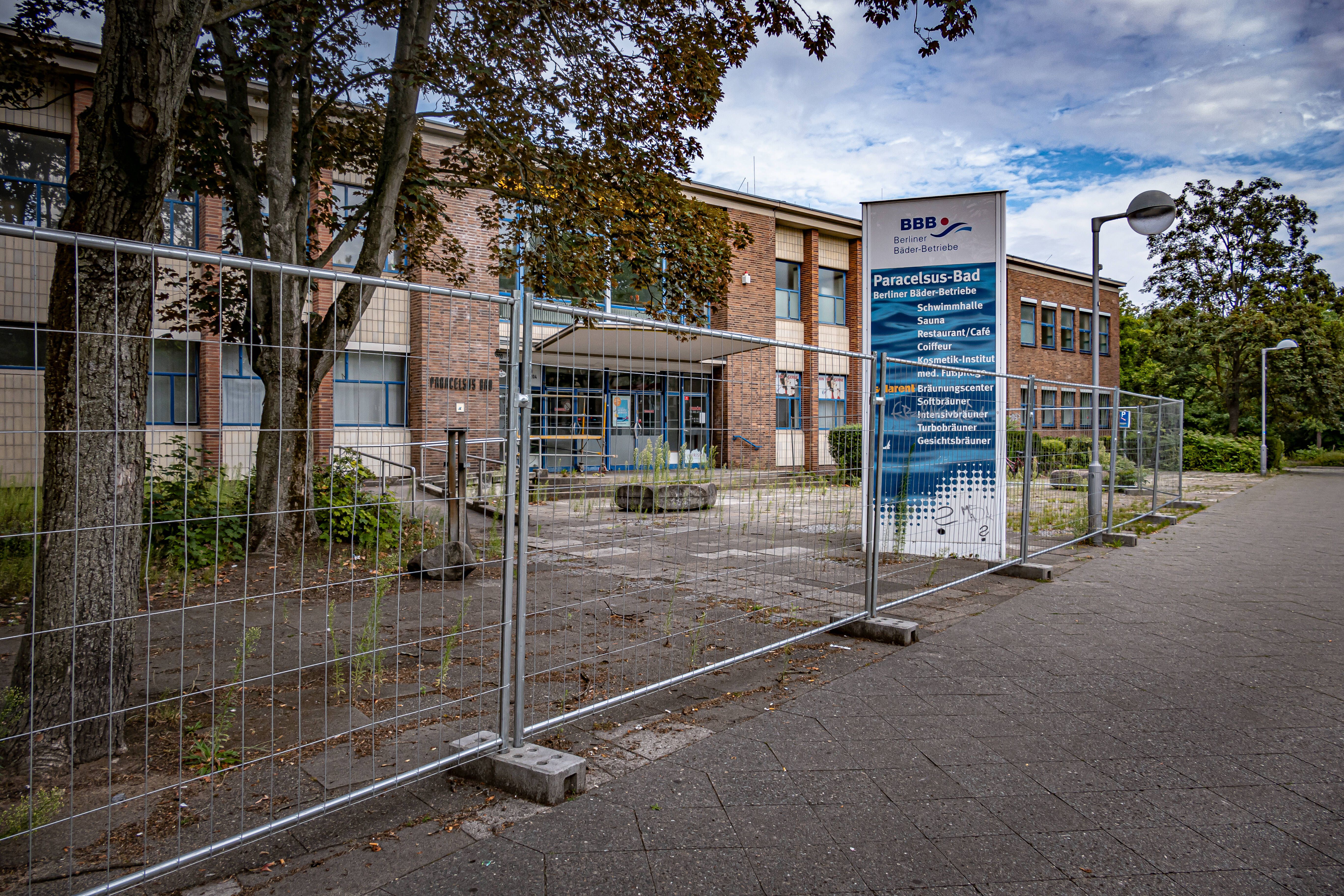 Reinickendorf: In welchem Jahr das Paracelsus-Bad wieder öffnen soll