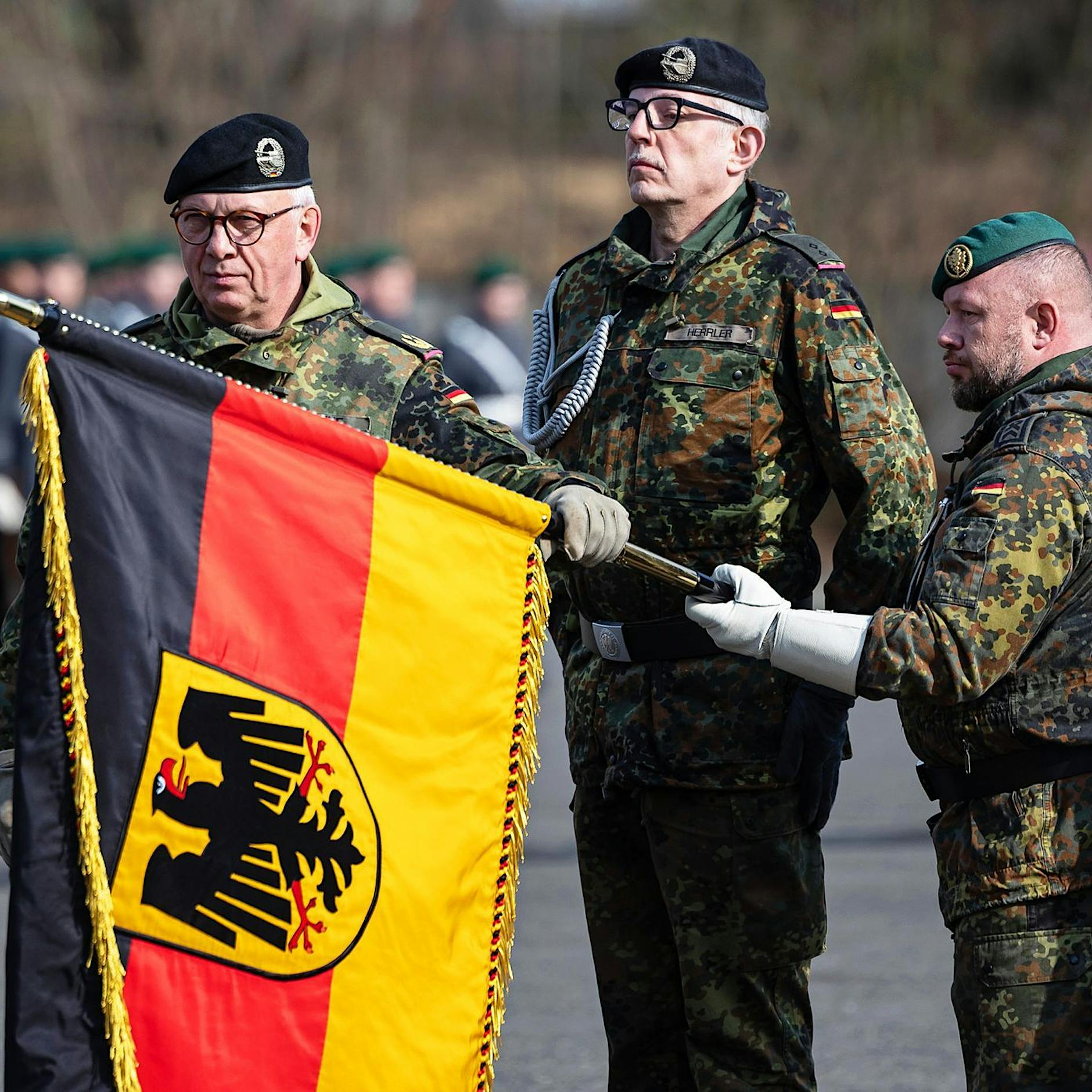 Kommentar: Grüne wollen Wehrpflicht als „Freiheitsdienst“ – kommt bald das Coole-Panzer-Gesetz?