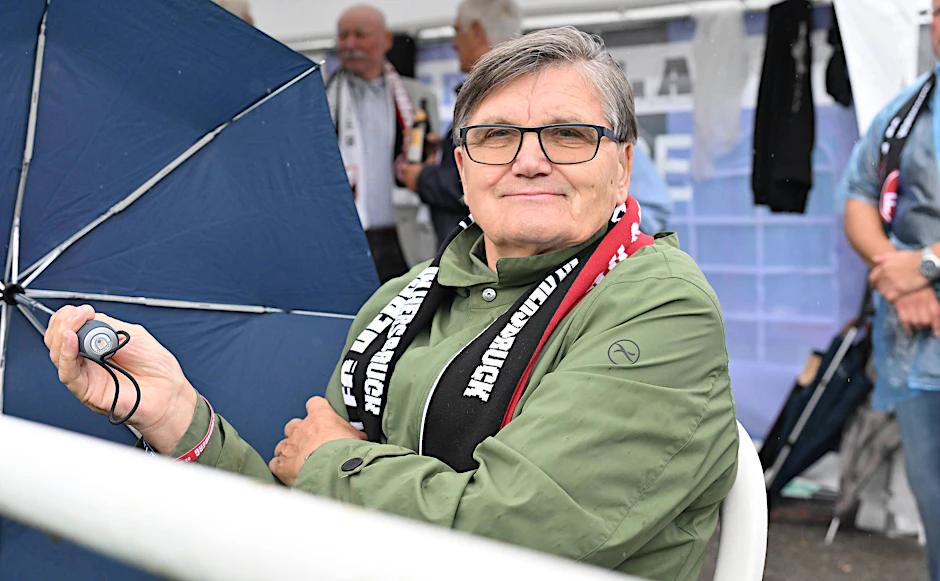 Besucht seine früheren Klubs noch immer gerne im Stadion: der frühere DDR-Oberliga- und Bundesliga-Trainer Hans Meyer