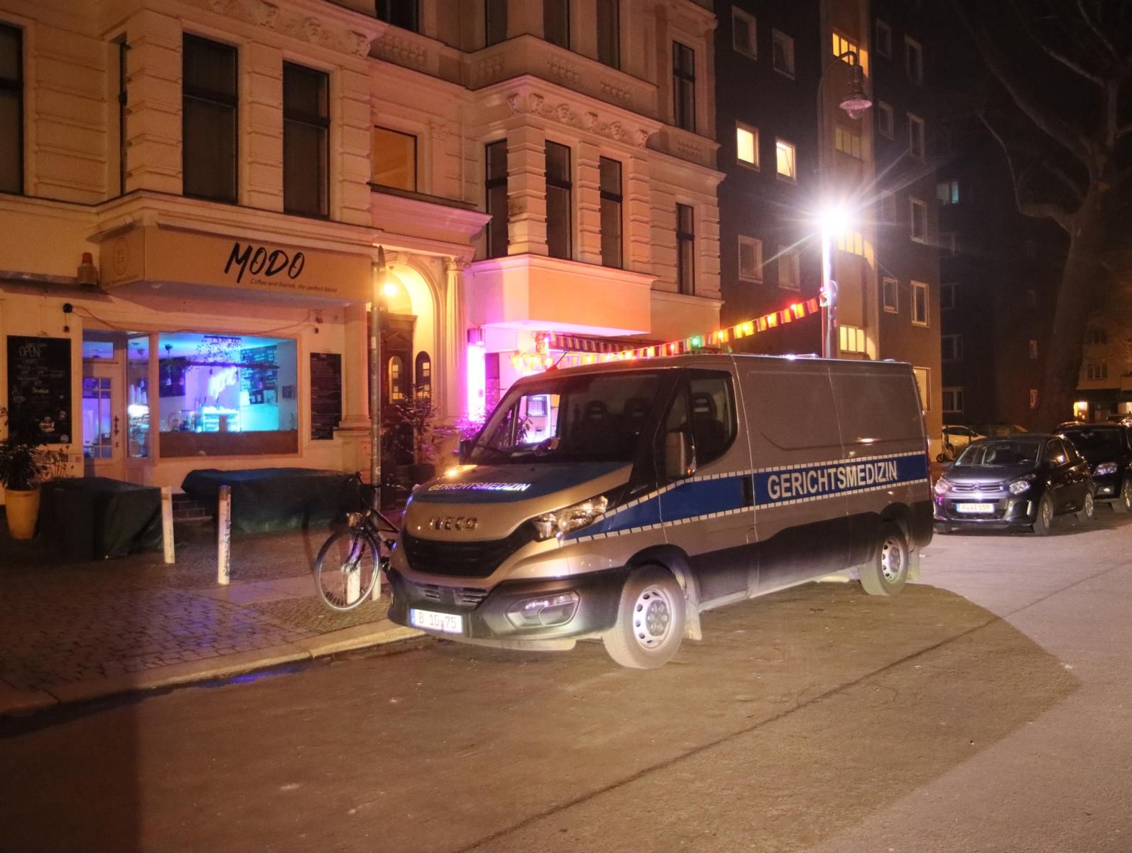 Mann (47) lag tot in SM-Wohnung: Starb er bei Sex-Fesselspielen?