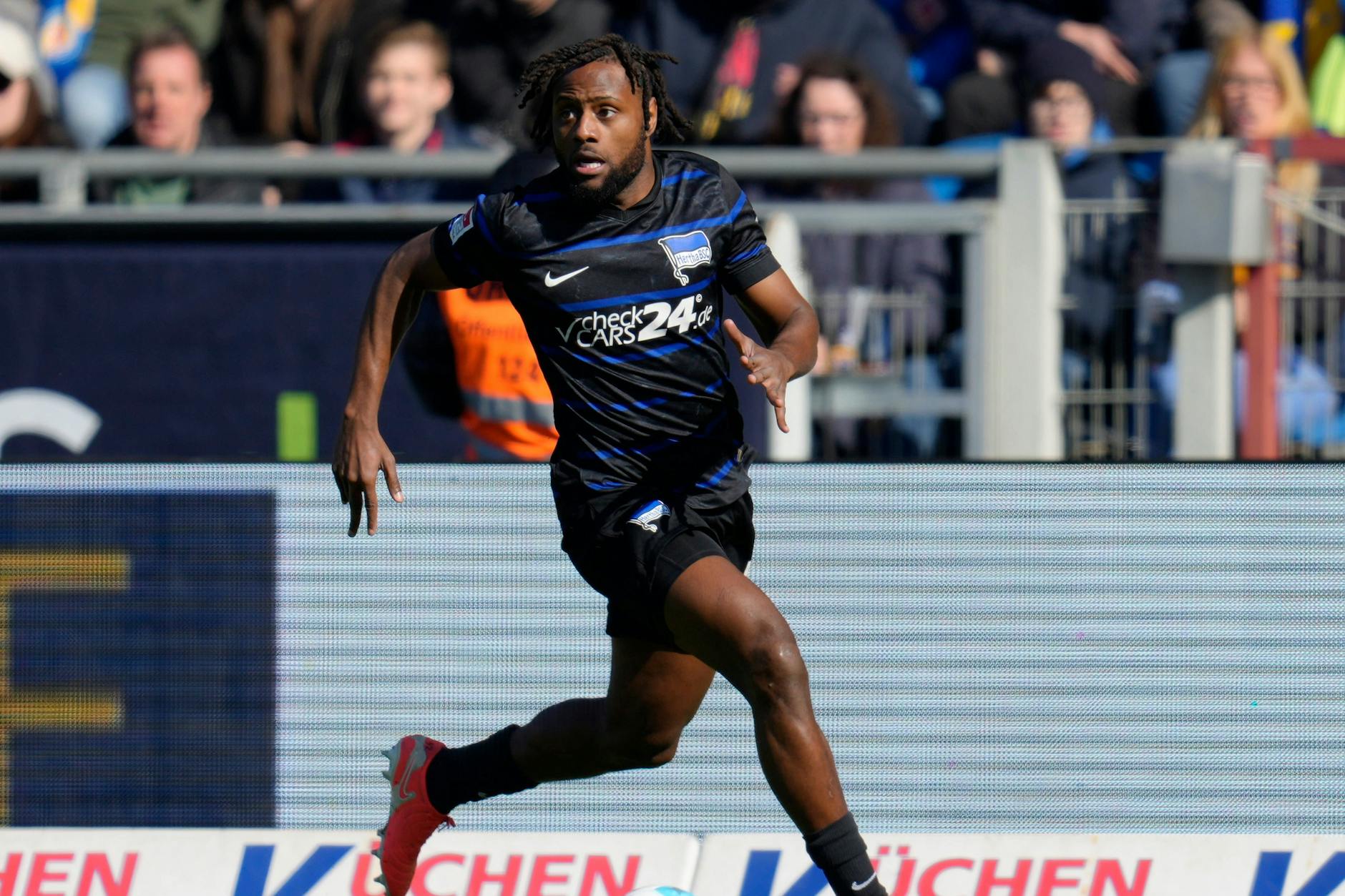 Fanlieblinig Deyo Zeefuik spielt eine konstante Saison bei Hertha BSC. Ob der Holländer bleibt, ist ungewiss.