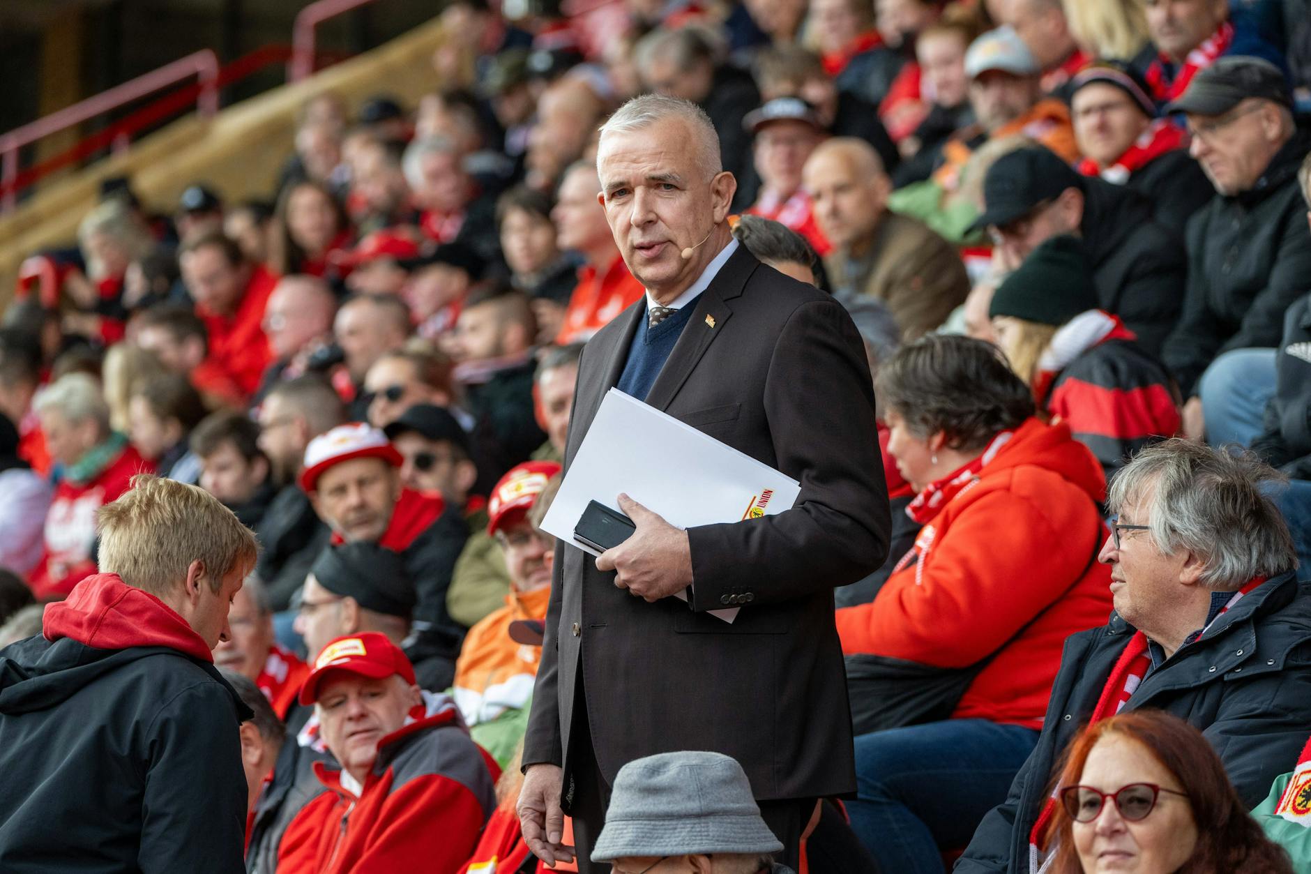 Union-Präsident Dirk Zingler (60) freut sich über immer mehr eiserne Mitglieder.