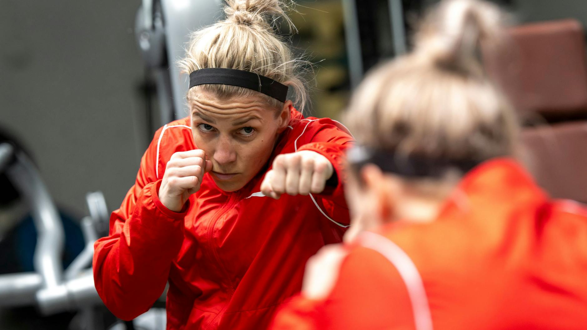 Tina Rupprecht bereitet sich im Boxclub Haan auf ihren WM-Kampf in Potsdam vor.