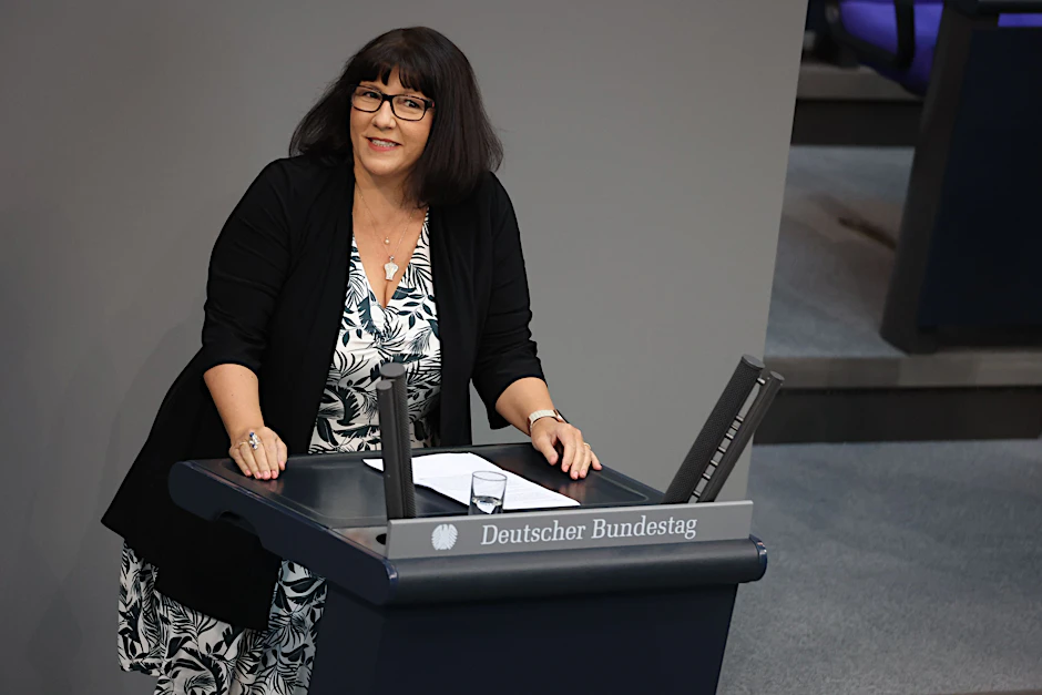 Die ehemalige AfD-Politikerin Joana Cotar wird als „Nazinutte“ bezeichnet – das Verfahren wurde eingestellt.