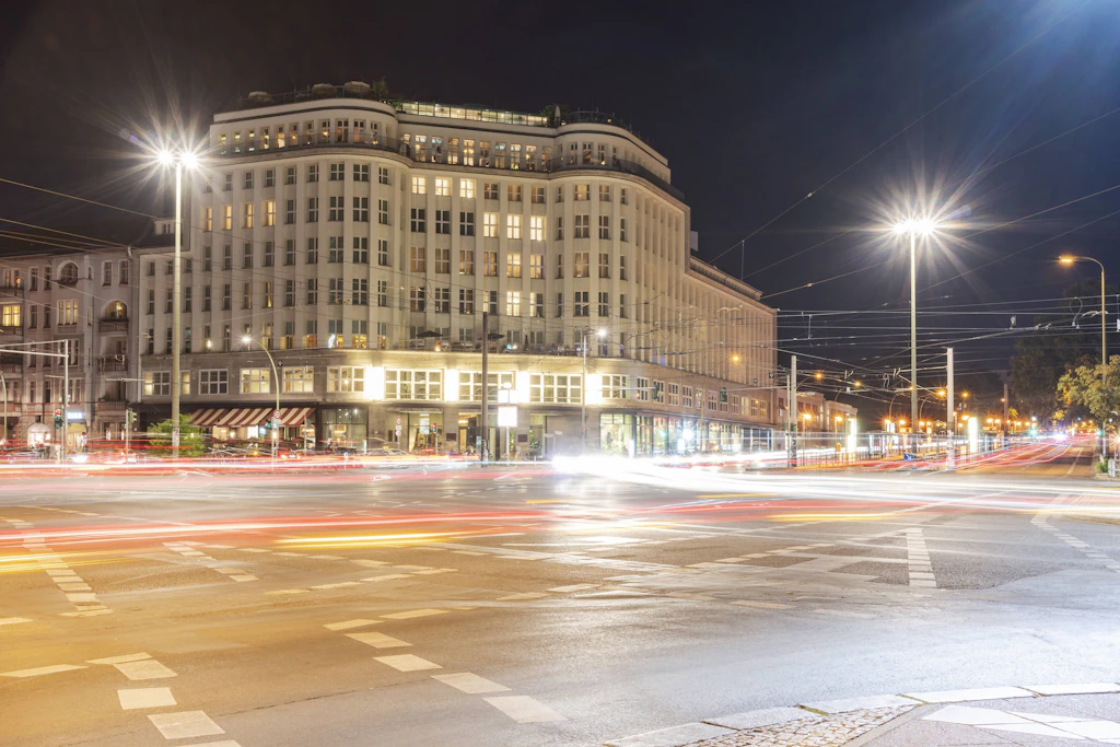 „Wir wollen keine Schlipsträger“: 15 Jahre Dresscodes und Skandale im Soho House Berlin