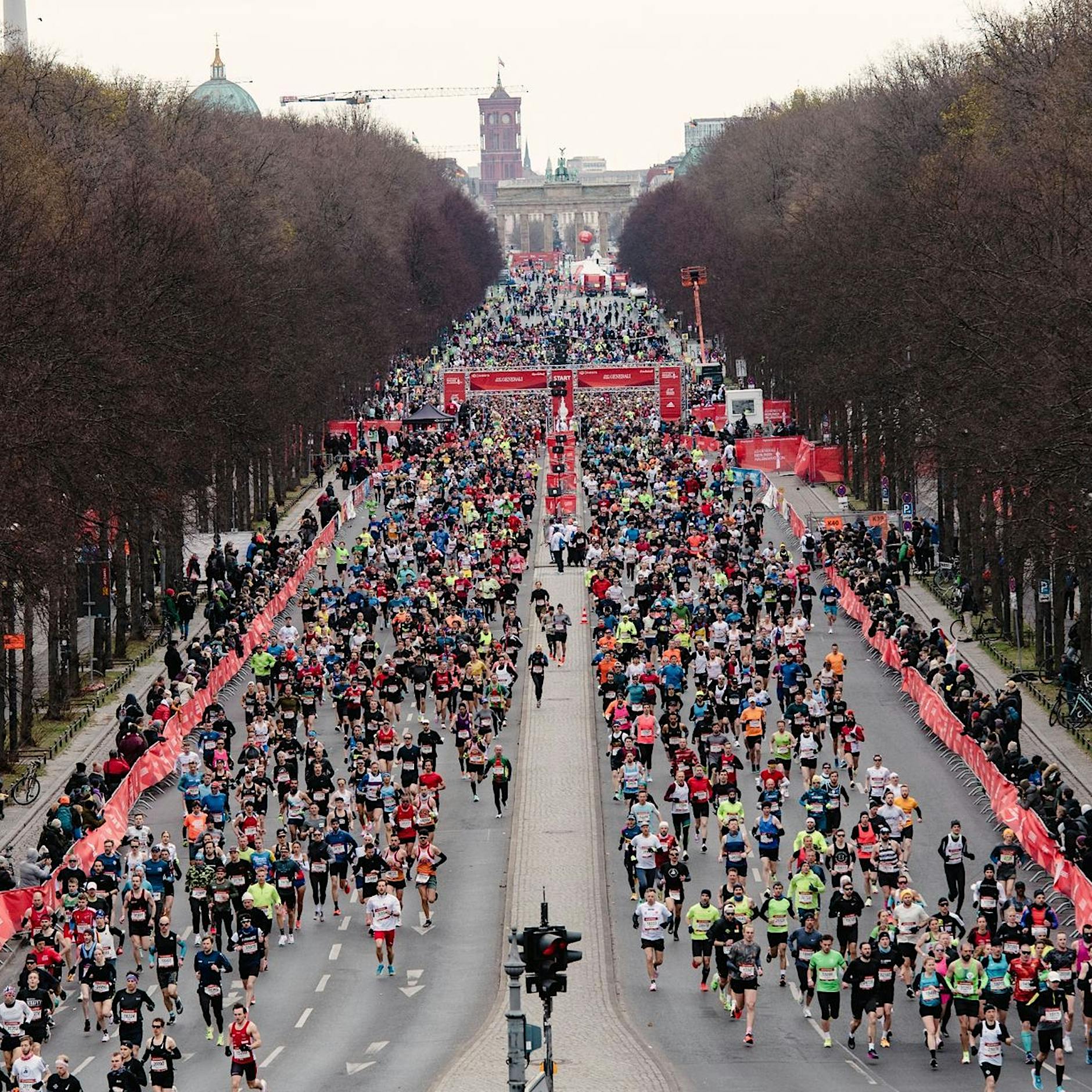 Halbmarathon 2025 in Berlin am Sonntag: Route, Zeitplan, Sperrungen – alle Infos