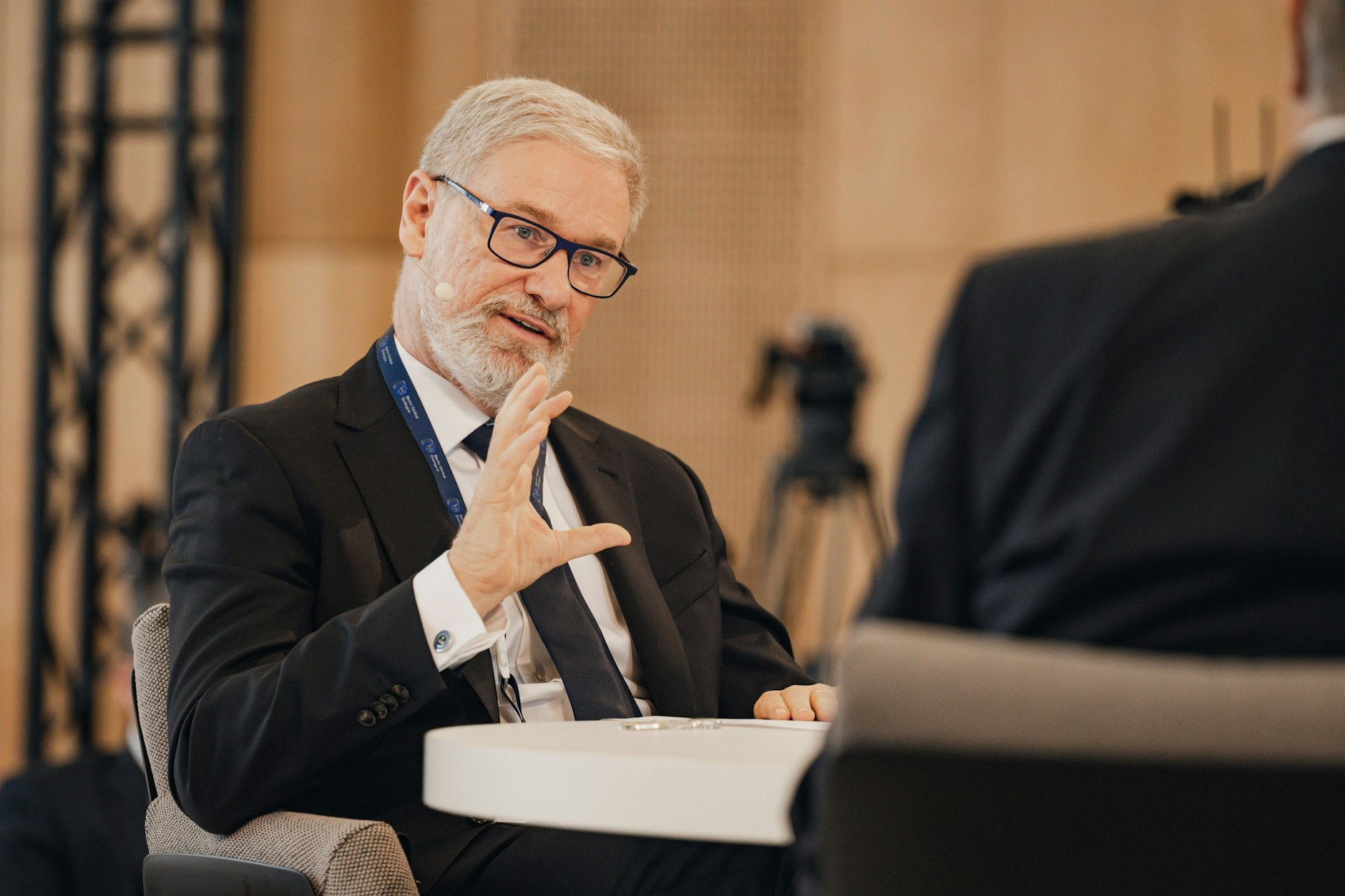 Lars-Hendrik Röller ist Gründer und Geschäftsführer vom Berlin Global Dialogue.