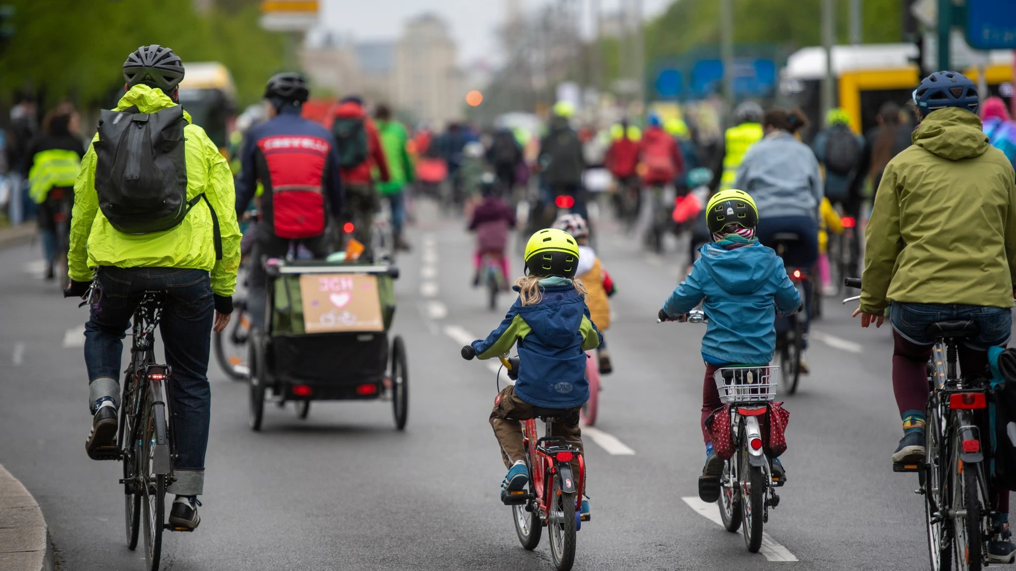 Die Demonstranten von Kidical Mass machen sich am Samstag in Friedrichshain nicht zum ersten Mal auf den Weg.