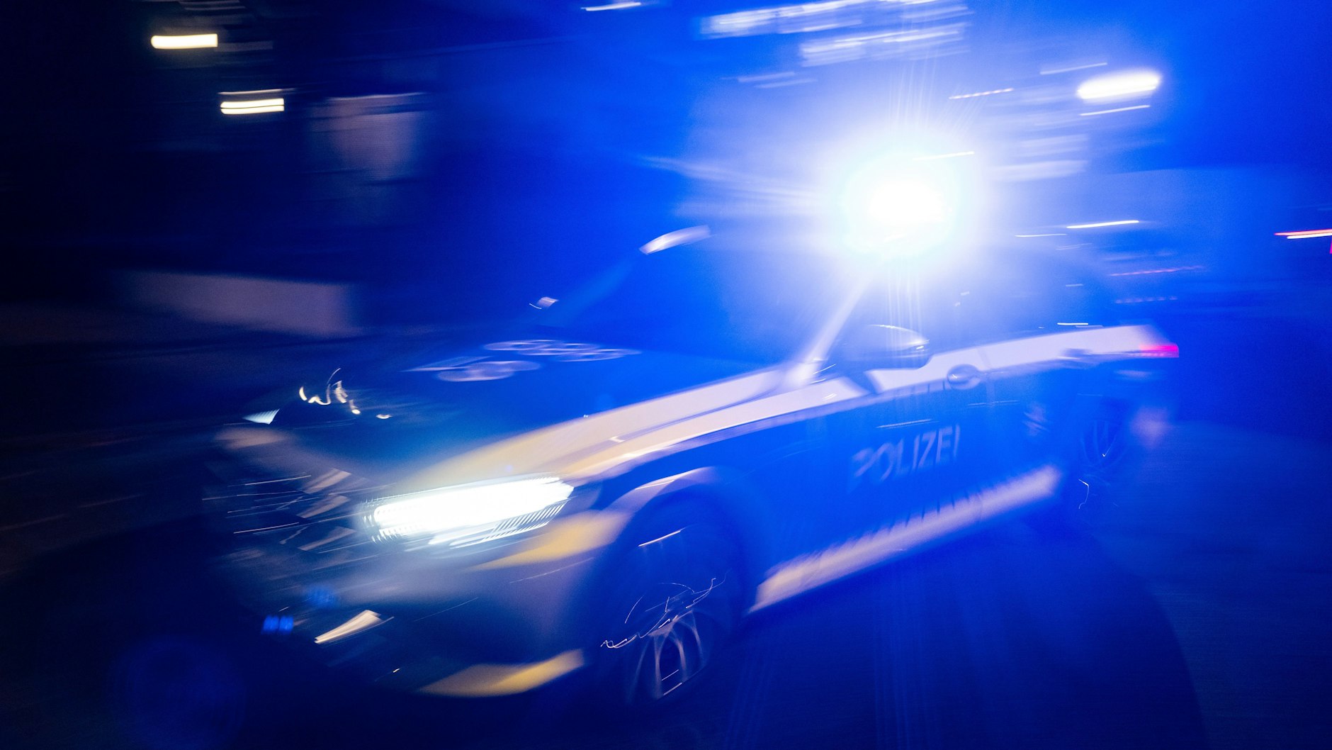 Die genauen Hintergründe der Schulschließungen in Duisburg durch die Polizei sind noch unklar.