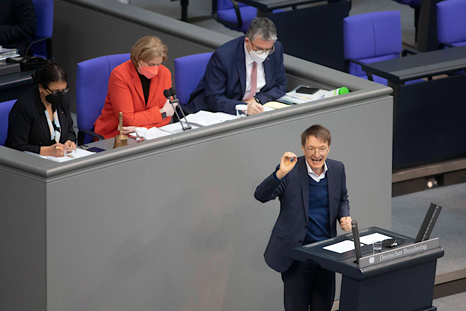 Karl Lauterbach im Bundestag am 7. April 2022