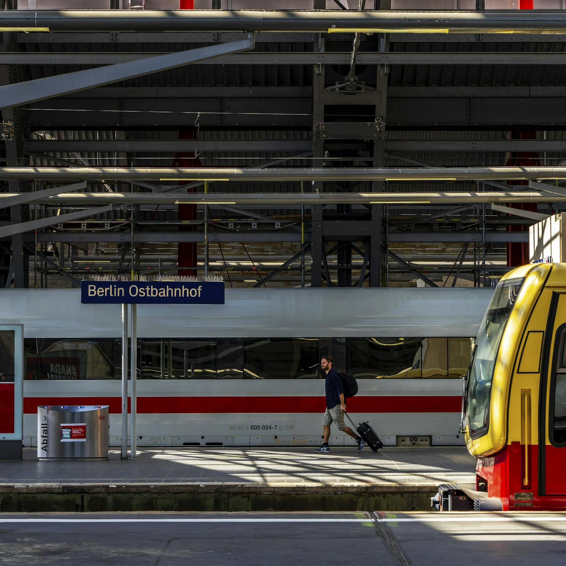 Image - HEUTE: Diese S-Bahnlinien sind unterbrochen ++ Gleisarbeiten am Ostbahnhof!