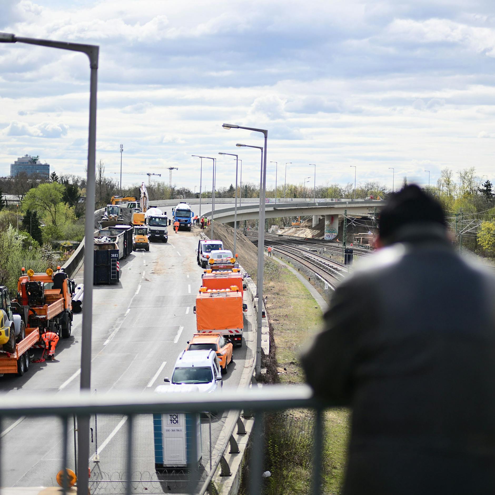 Ringbahnbrücke an der A100: Hier sieht die ganze Welt den Abriss!