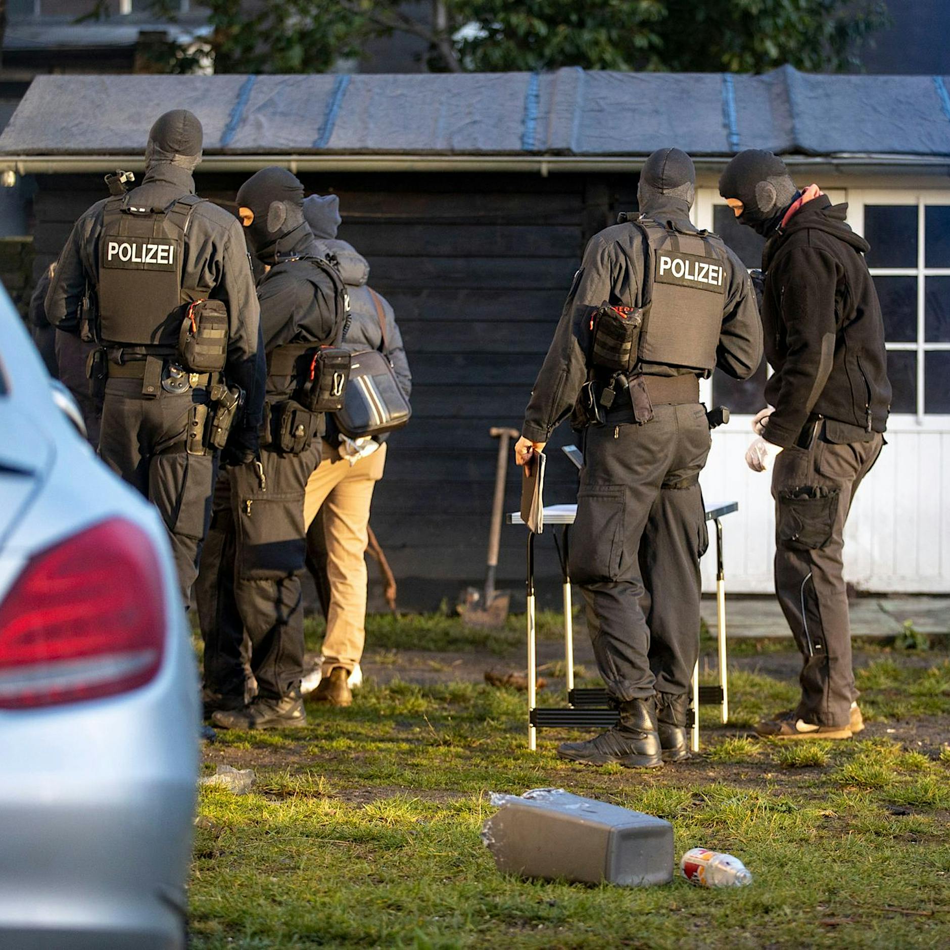 Einbruchserie in Neuköllner Gartenlauben: Polizei nimmt Tatverdächtige fest