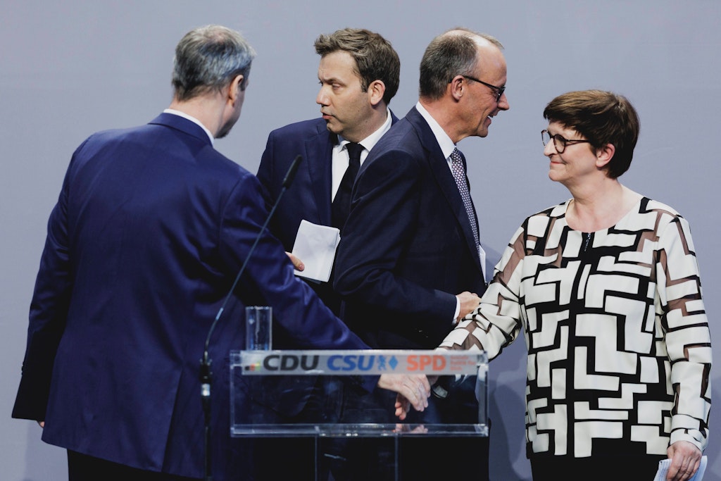 Demokrasi yerine Merz ve Klingbeil'i kurtardık
