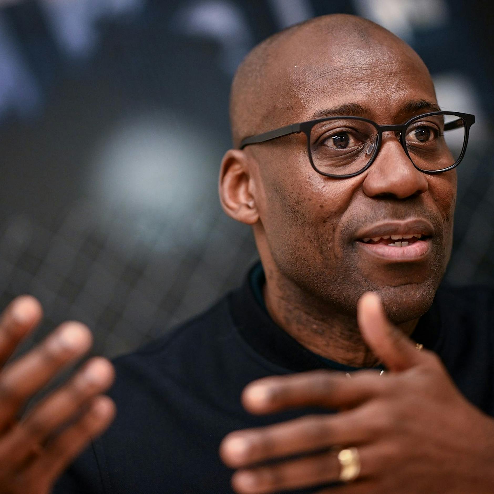 Joe Chialo: Deshalb ist Berlins Kultursenator seinen Führerschein los