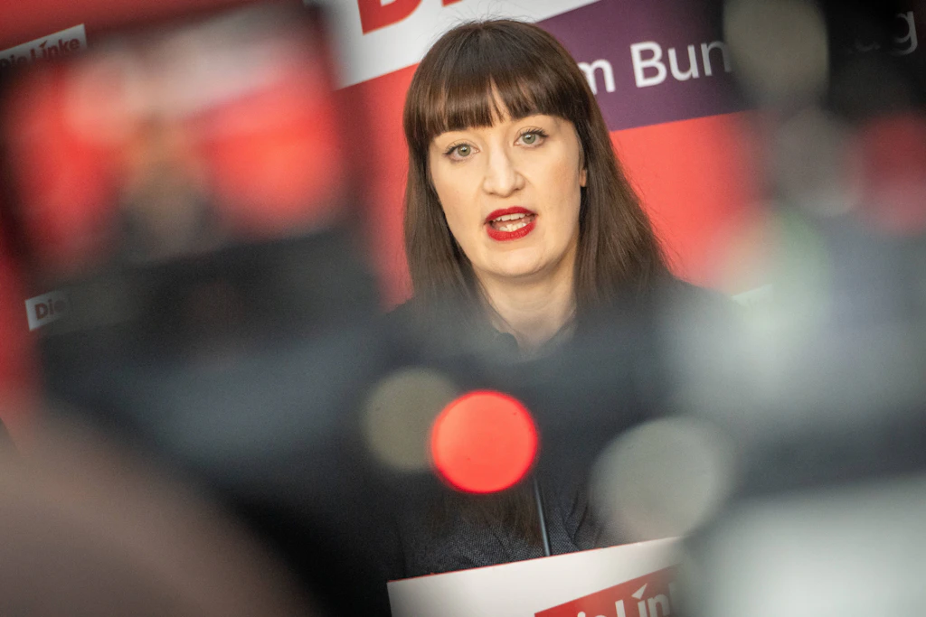 „Ich leide an Migräne“: Warum Linken-Chefin bei Lanz dieser Frage ausweicht