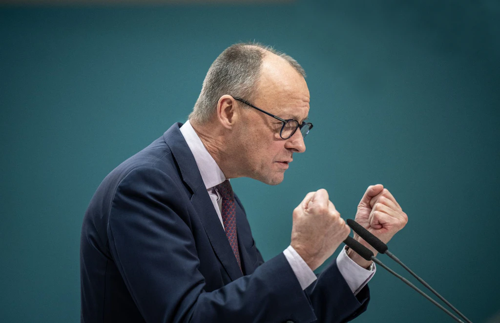 Friedrich Merz'in toplam teslimiyeti