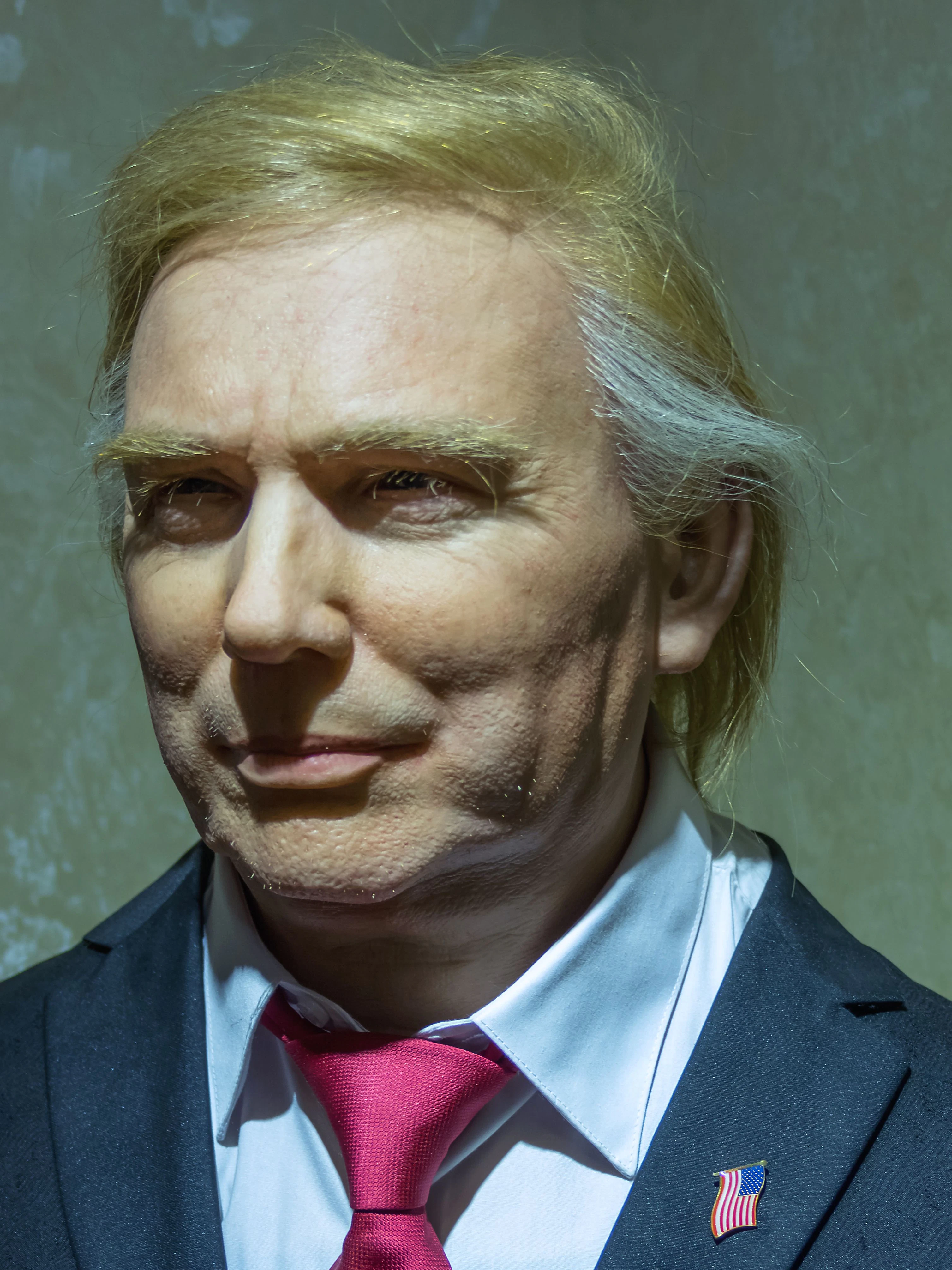 Zeit, den roten Knopf zu drücken: So eine Wachsfigur hat nicht einmal US-Präsident Donald Trump verdient.