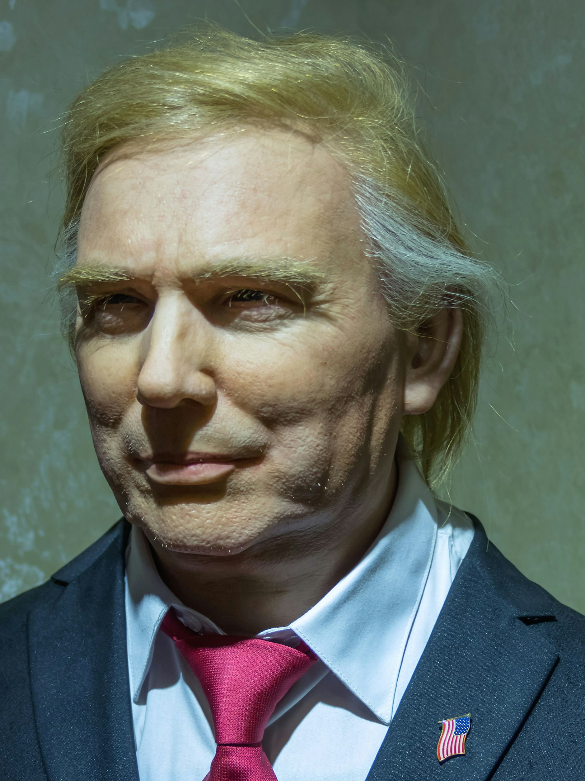 Zeit, den roten Knopf zu drücken: So eine Wachsfigur hat nicht einmal US-Präsident Donald Trump verdient.