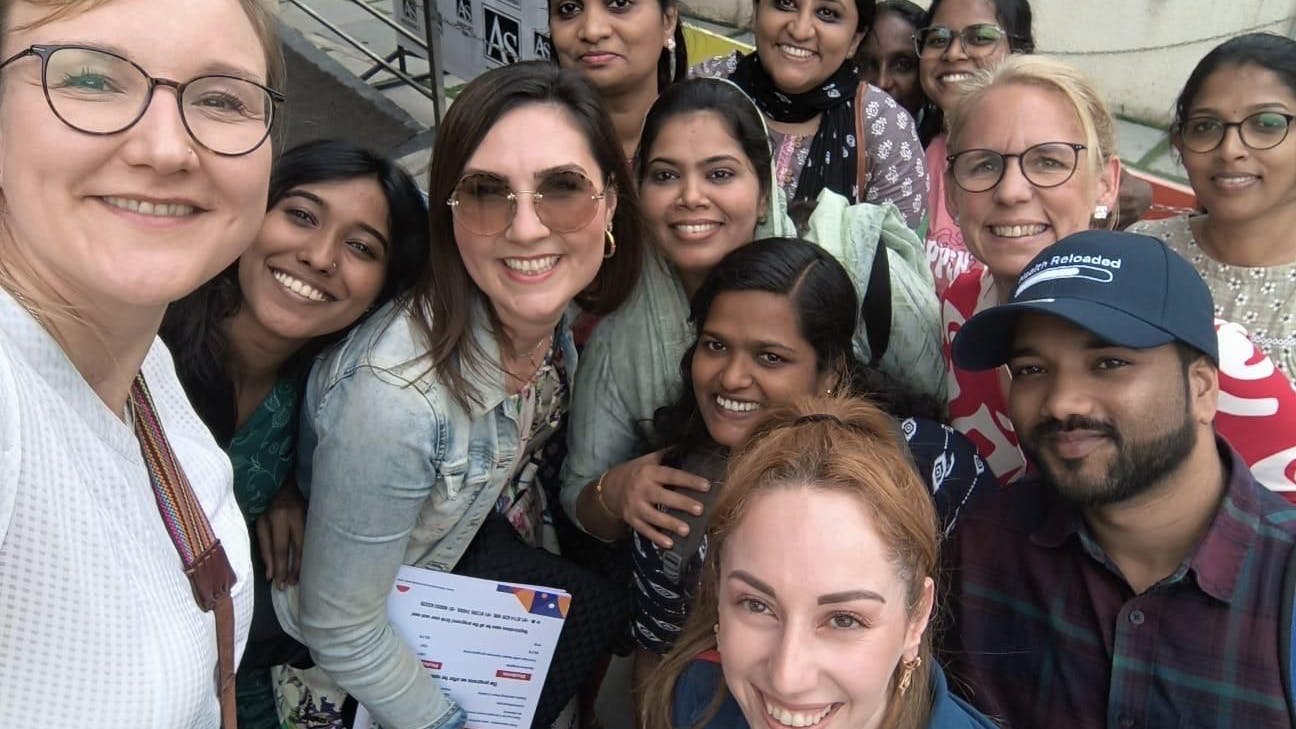 Barbara Putzolu bei einer Casting-Reise nach Indien.