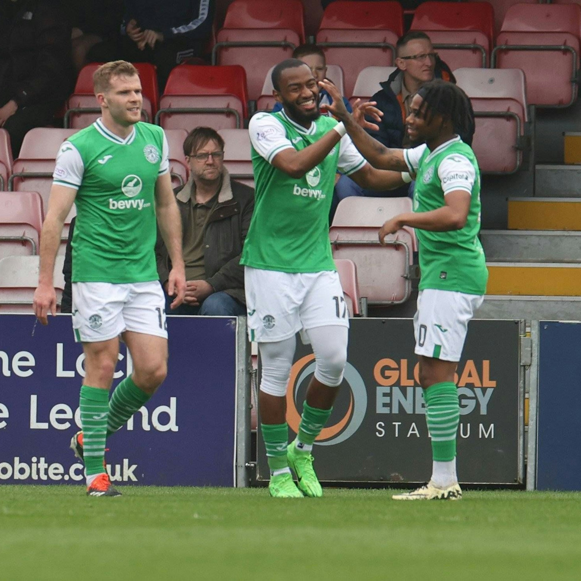 Myziane Maolida hatt erst in Schottland bei Hibernian seinen Formanstieg, jetzt auch in Saudi-Arabien.