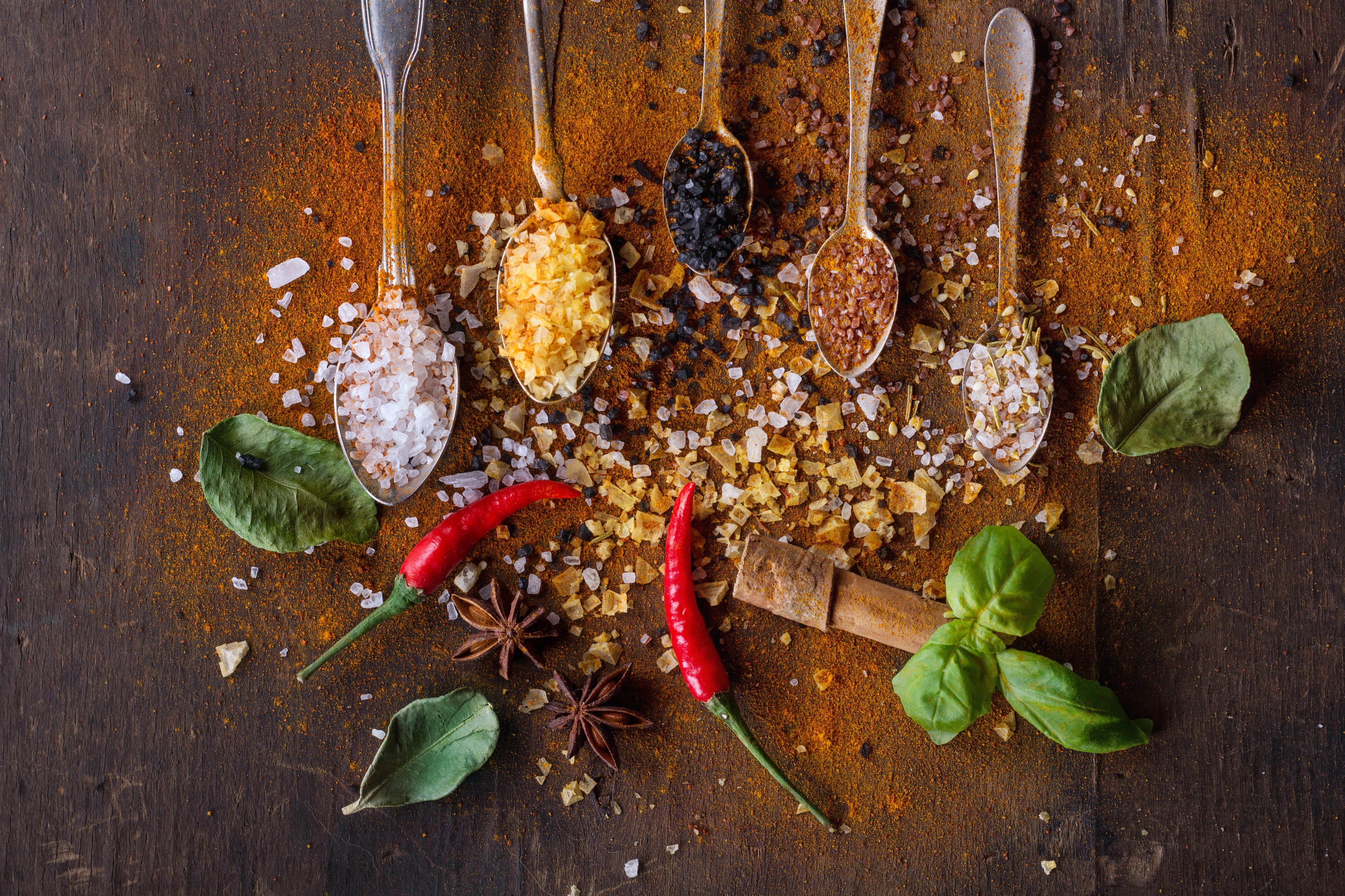 Image - Buntes Salz: Wie bekommt es die Farbe? Ist es gesünder als normales Salz?