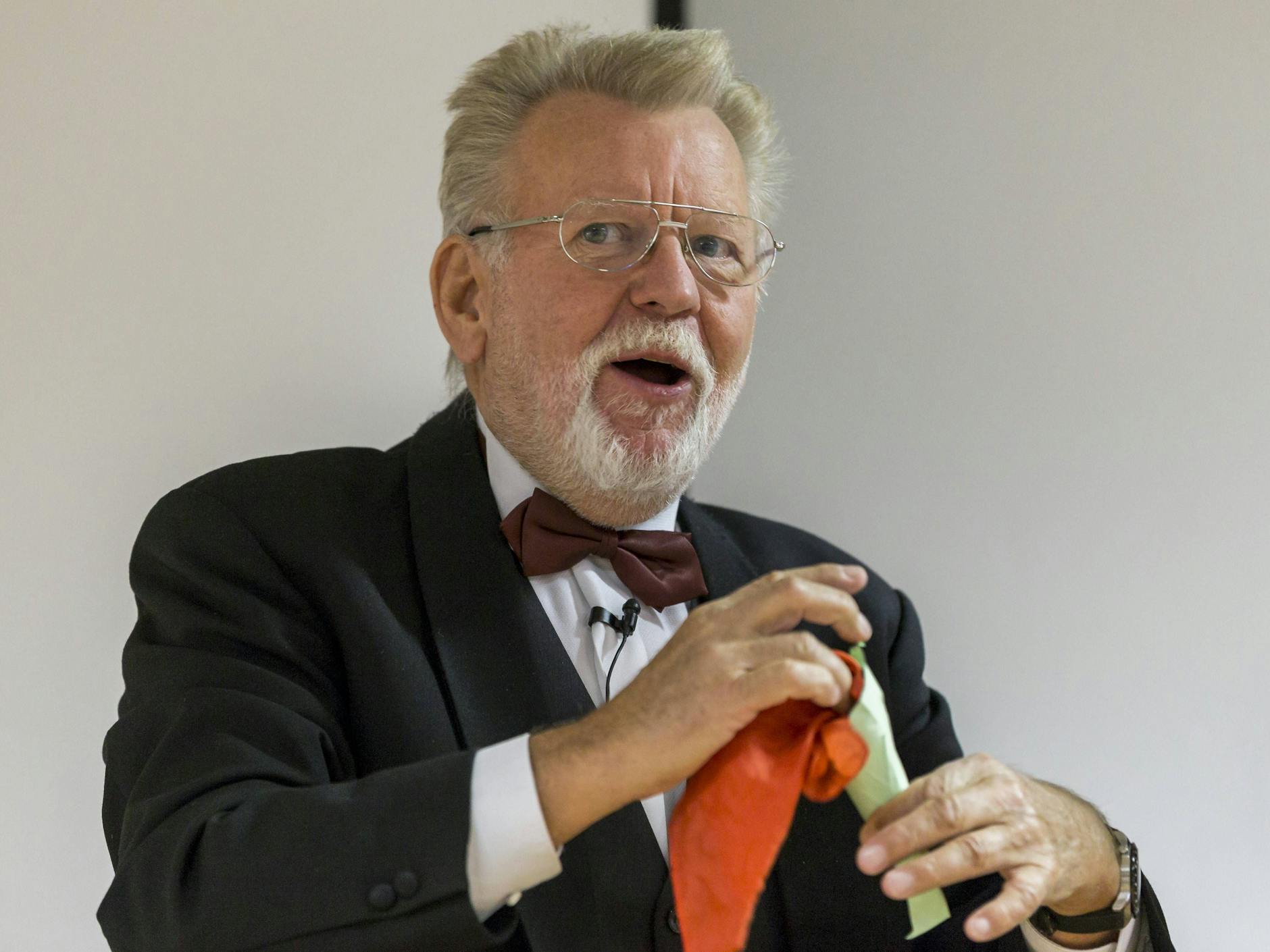 Zauberpeter Peter Kersten zauberte bis ins hohe Alter. Doch mit 80 Jahren verlor er den Kampf gegen den Krebs.