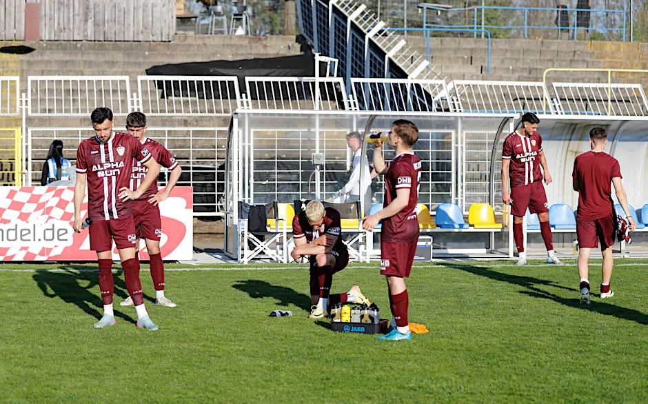 Nach der Niederlage in Leipzig schieben die Dynamos Frust.