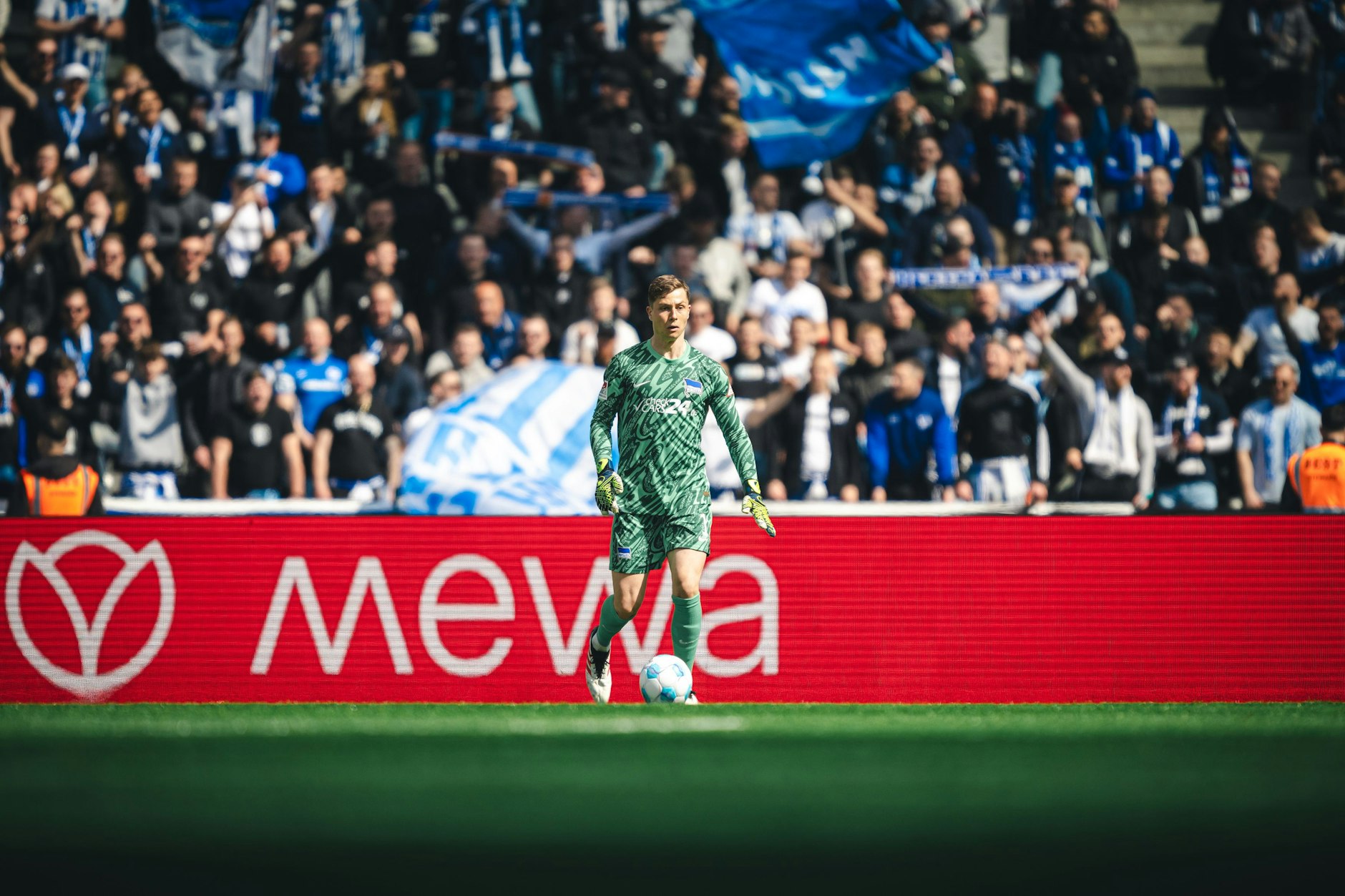 Herthas junger Torwart Tjark Eernst zeigte starke Paraden, aber er machte den Fehler zum 0:1 gegen Darmstadt.