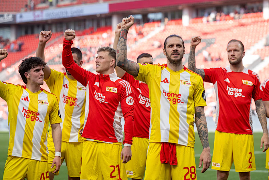 Die Profis des 1. FC Union erlebten in Leverkusen eine harten Abnutzungskampf und jubeln am Ende über den nächsten Punktgewinn.