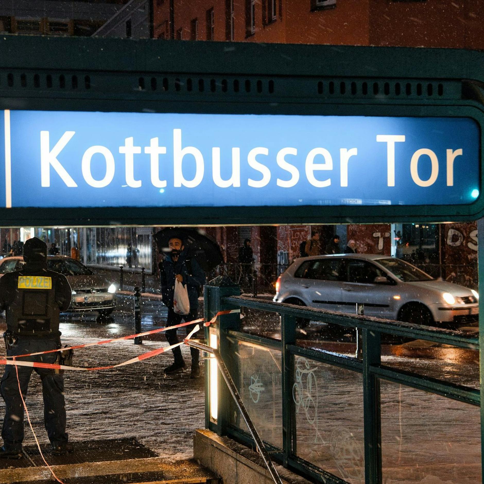 Image - Trotz Verbotszonen: Berliner Polizei beschlagnahmt Dutzende Waffen und Messer