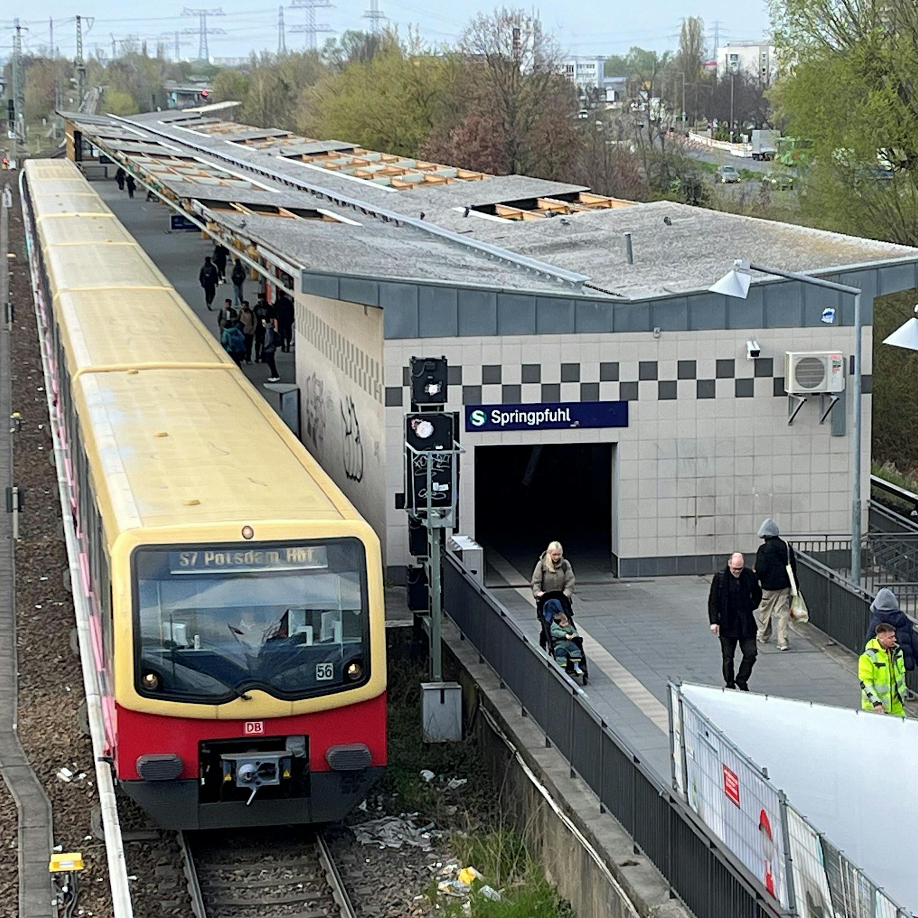 „Krasses Verwaltungsversagen“ in Berlin: Supermarkt blockiert geplante S-Bahn-Strecke in Marzahn