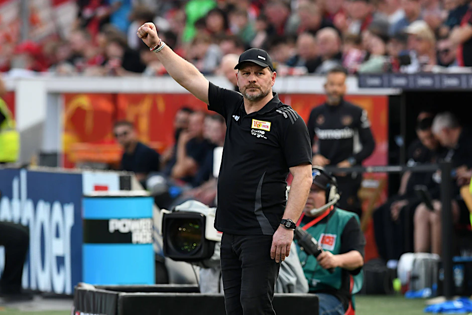 Hat seine Philosophie zwar nach kurzer Zeit hinten angestellt, aber darf sich deswegen auch als Sieger fühlen: Steffen Baumgart, Cheftrainer des 1. FC Union.