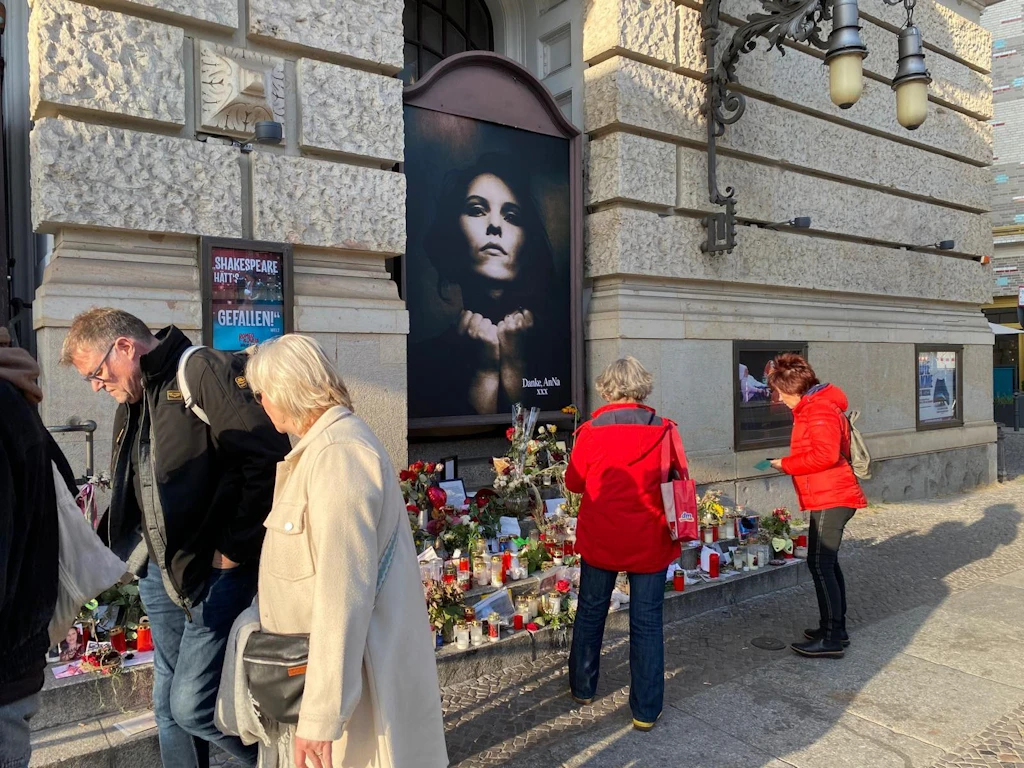 Gedenken an AnNa R.: Im neuen Rosenstolz-Hit „Die Amme“ lebt sie weiter