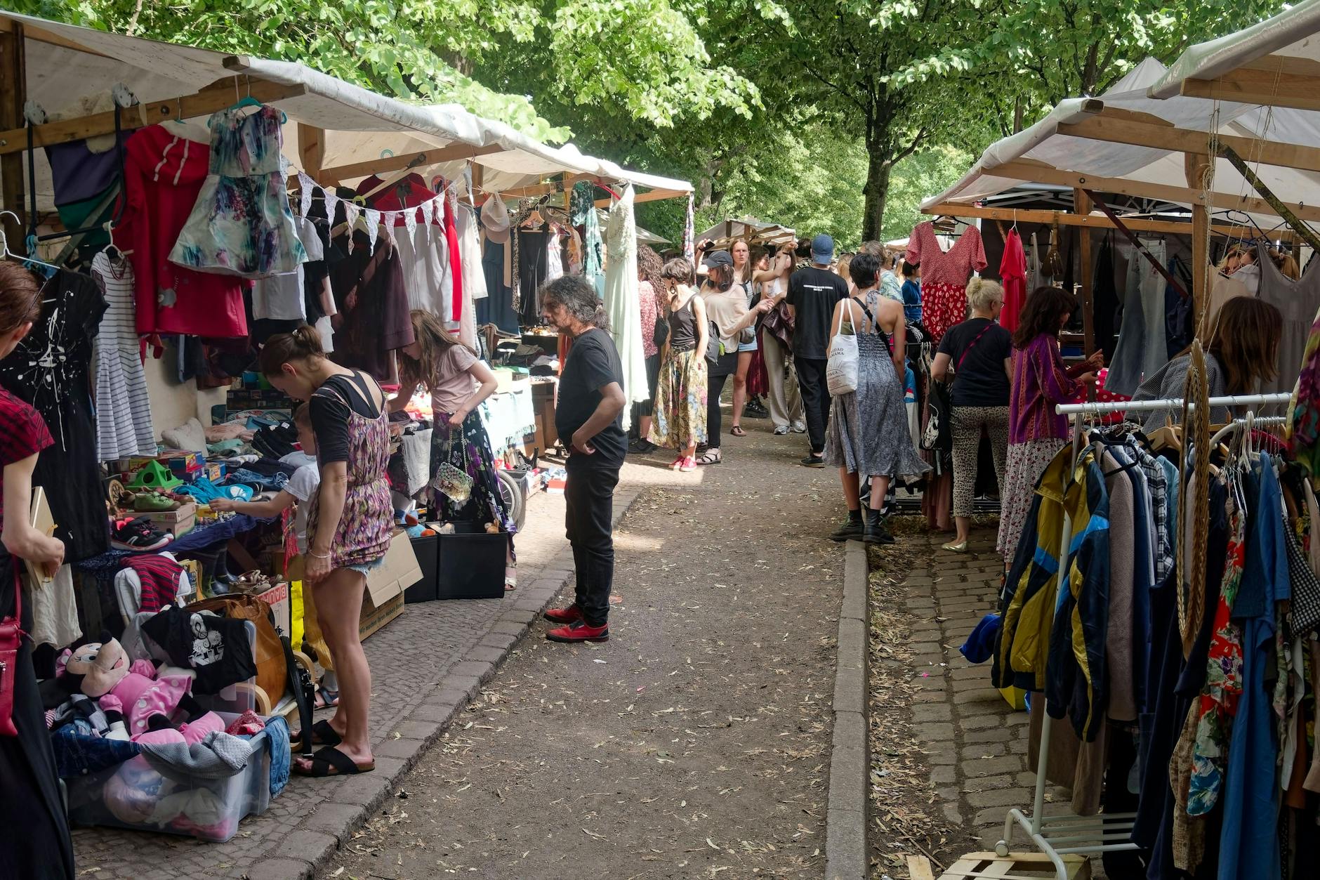 Ob Museum, Ritterfest oder Zoo: Die Osterferien in Berlin und Brandenburg gehen los und es gibt viel zu unternehemn. Auf dem Foto der "Nowkoellner Flowmarkt".