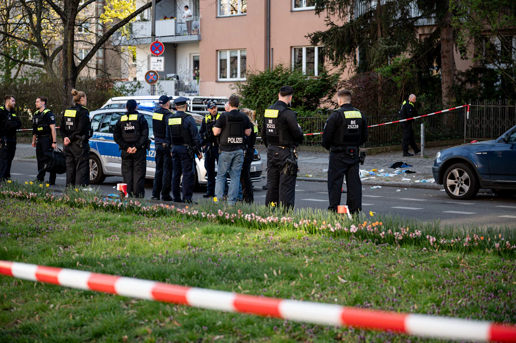 Erschossener Syrer: Vier Schüsse eines Polizisten trafen den Messer-Mörder