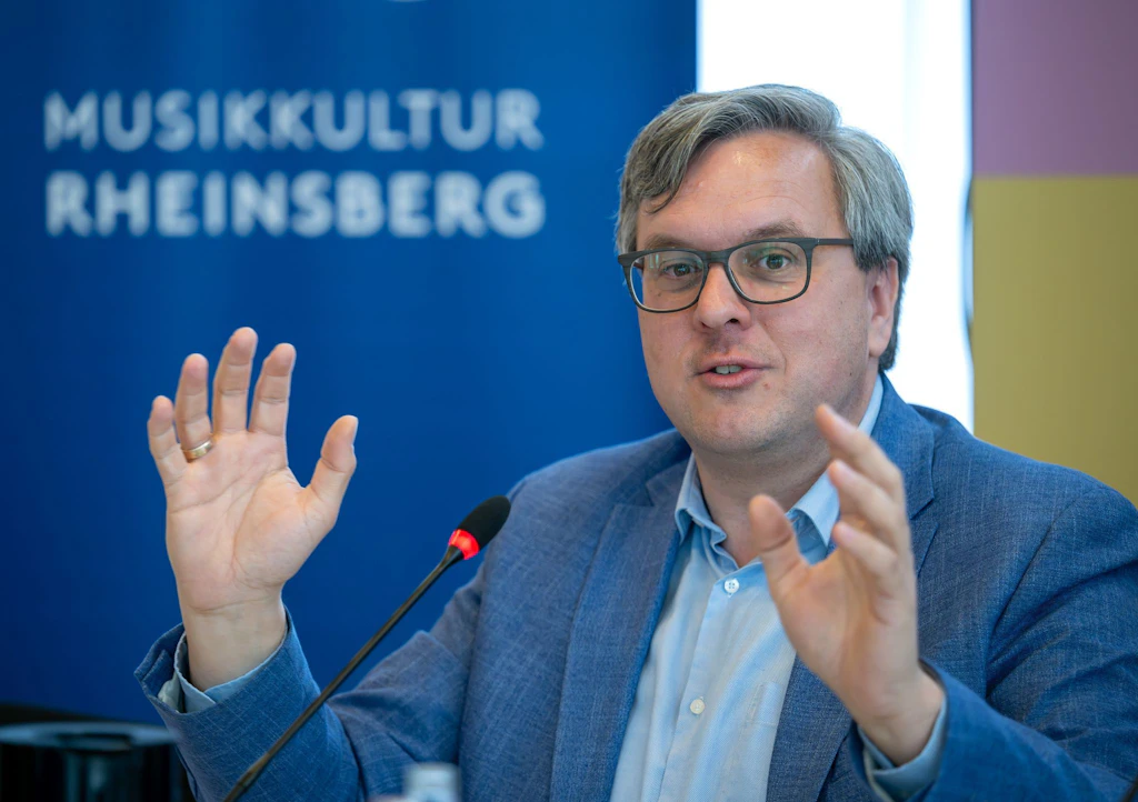 Jelle Dierickx, Rheinberg'in sanat yönetmeni oldu