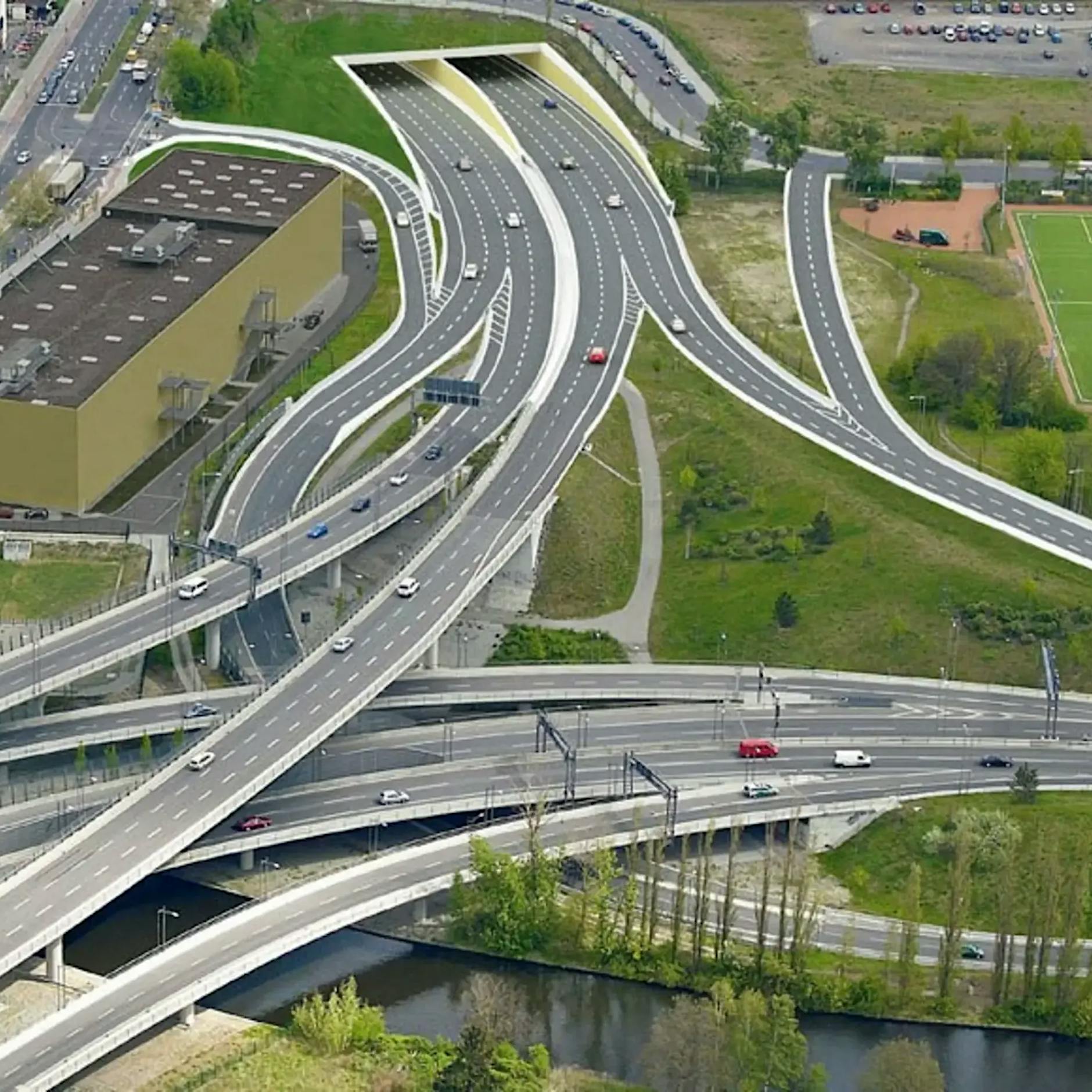 Neue Autobahn nach Treptow: Darum soll die Eröffnung der A100 verschoben werden