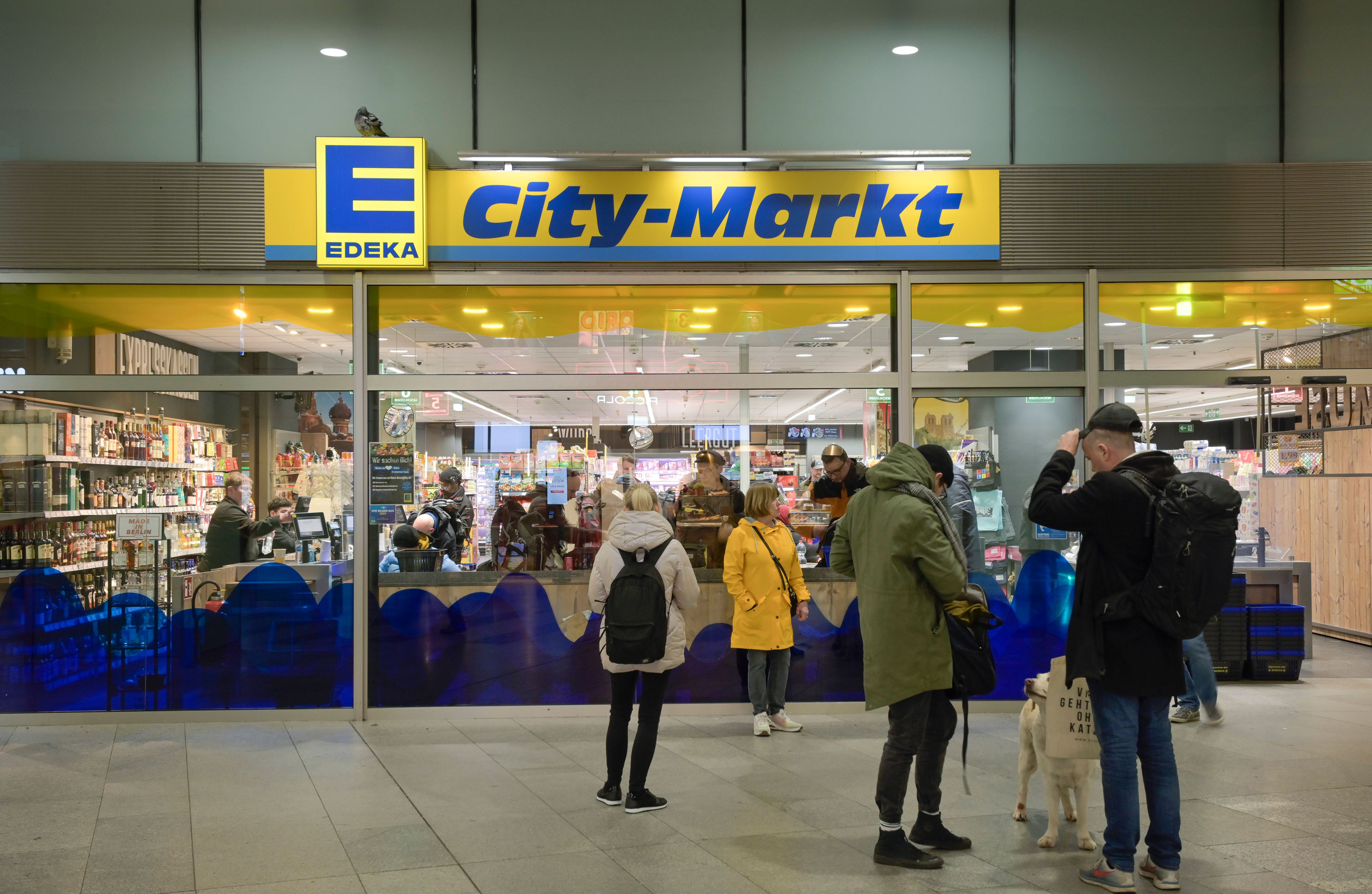 Letzte Rettung am Feiertag: Diese Läden haben am Karfreitag in Berlin geöffnet!