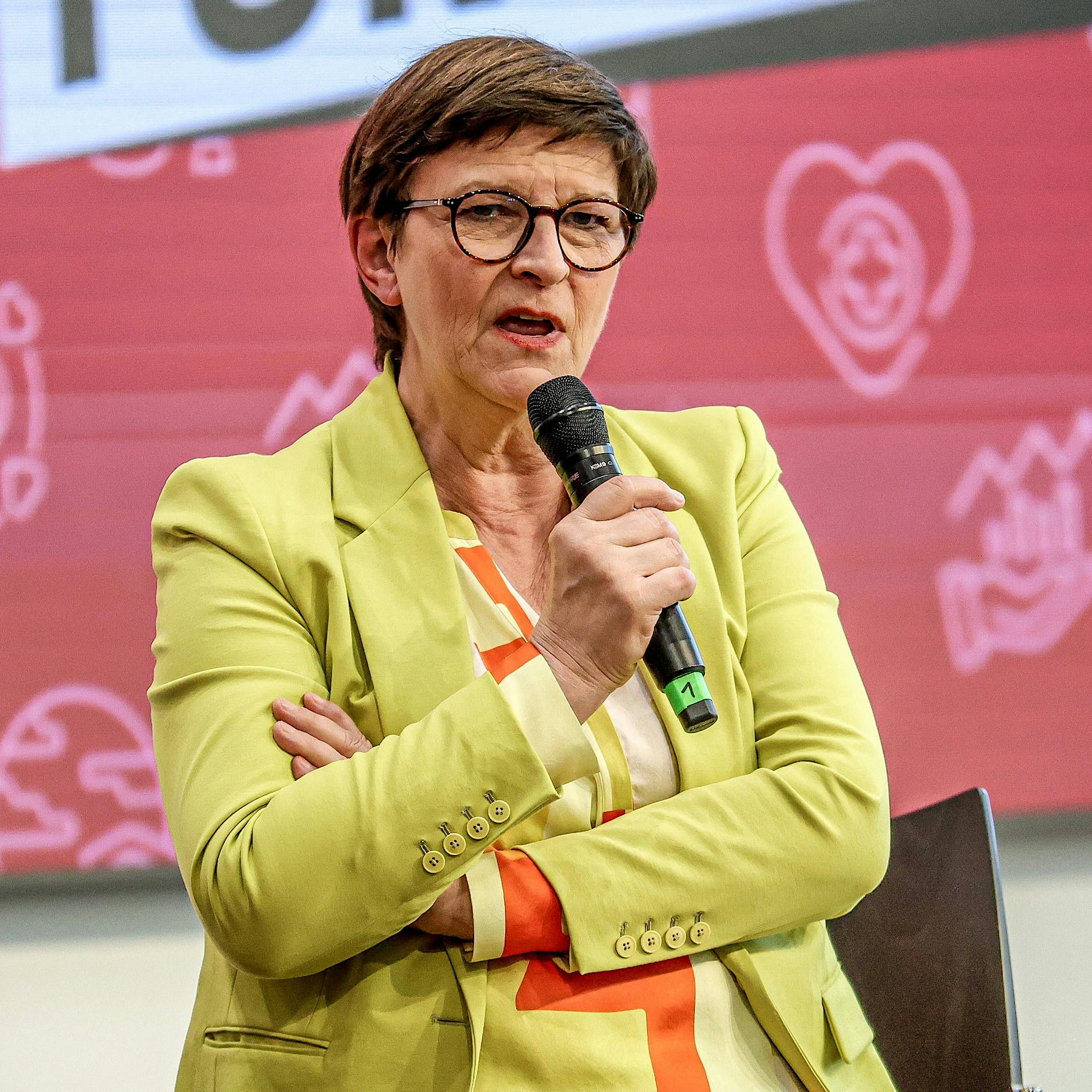SPD startet Mitgliedervotum heute: Saskia Esken will mehr Posten für Frauen im Kabinett