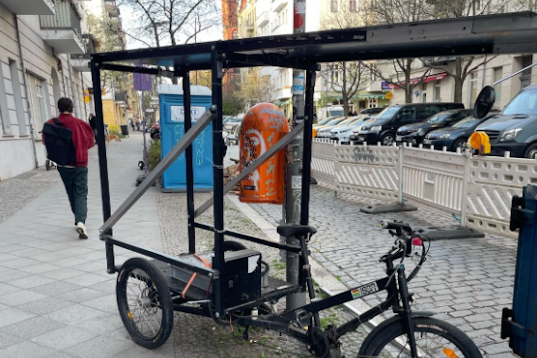 Das Lastenrad sorgt bei Nutzern für Verwunderung.