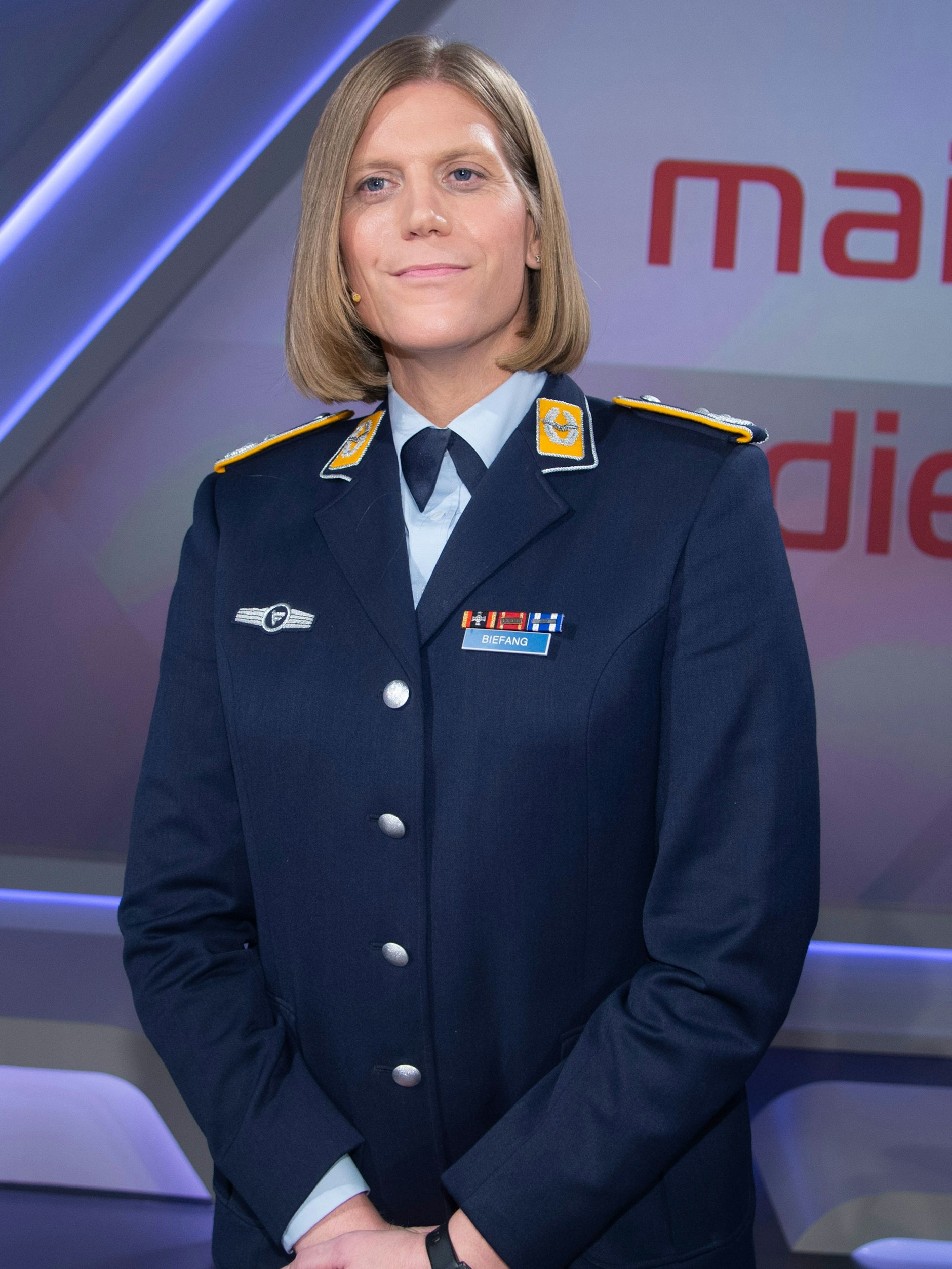 Die Bundeswehr-Offizierin Anastasia Biefang bei einem Fernsehauftritt.