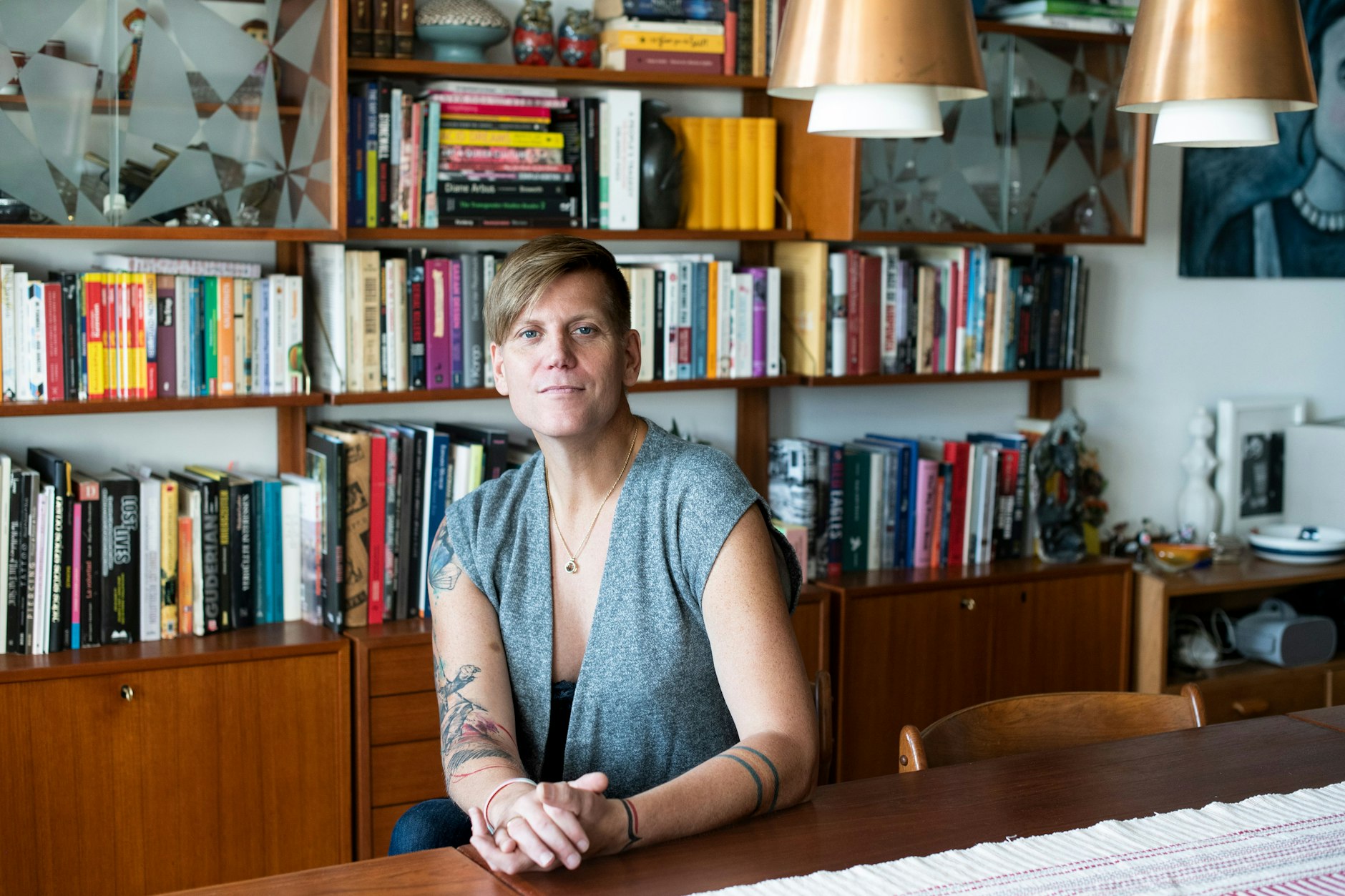 Bundeswehr-Offizierin Anastasia Biefang in ihrer Berliner Wohnung.