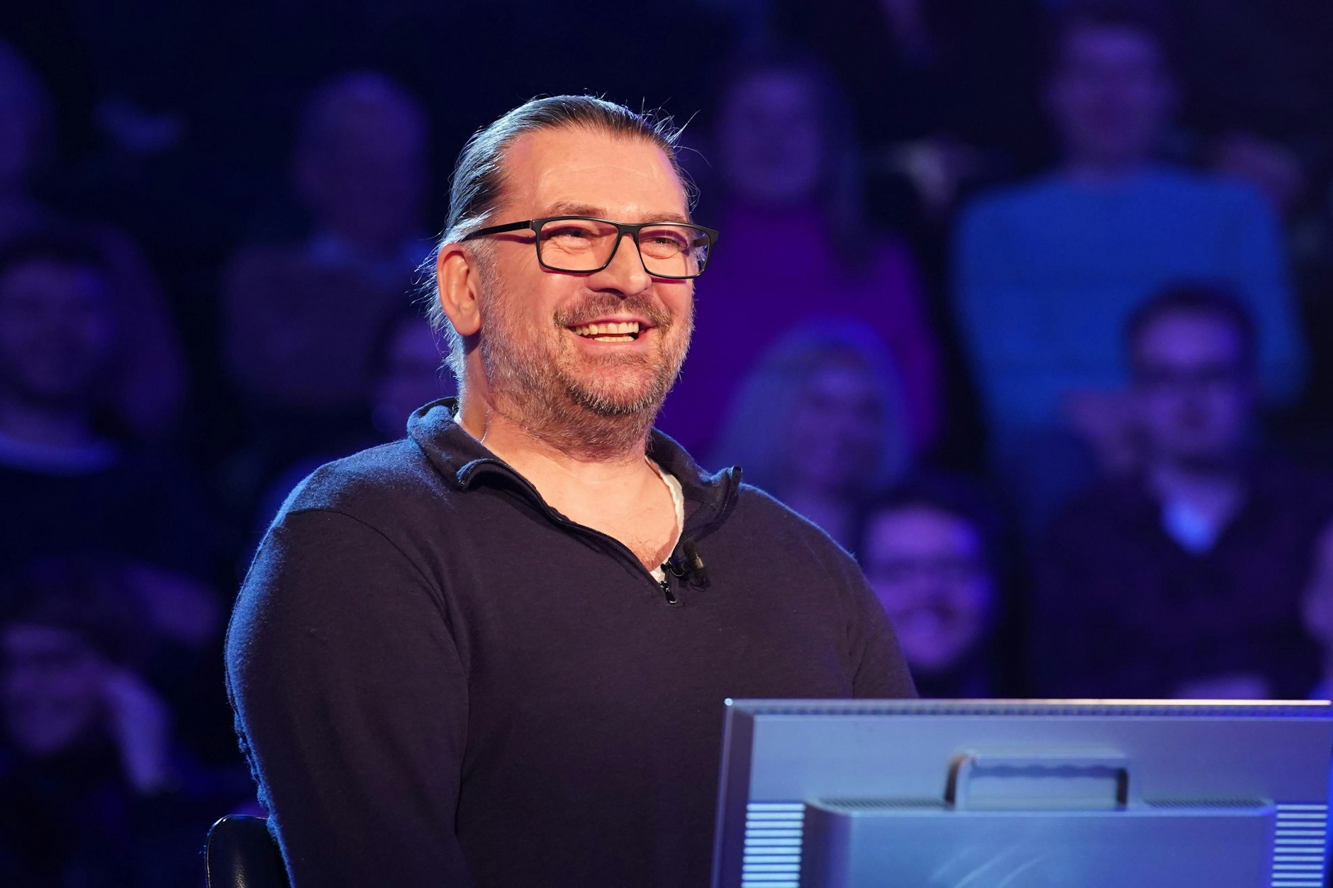 Kandidat Björn Senche soll bei Wer wird Millionär Zahlen alphabetisch ordnen. Kann er das besonders fiese Rätsel lösen?