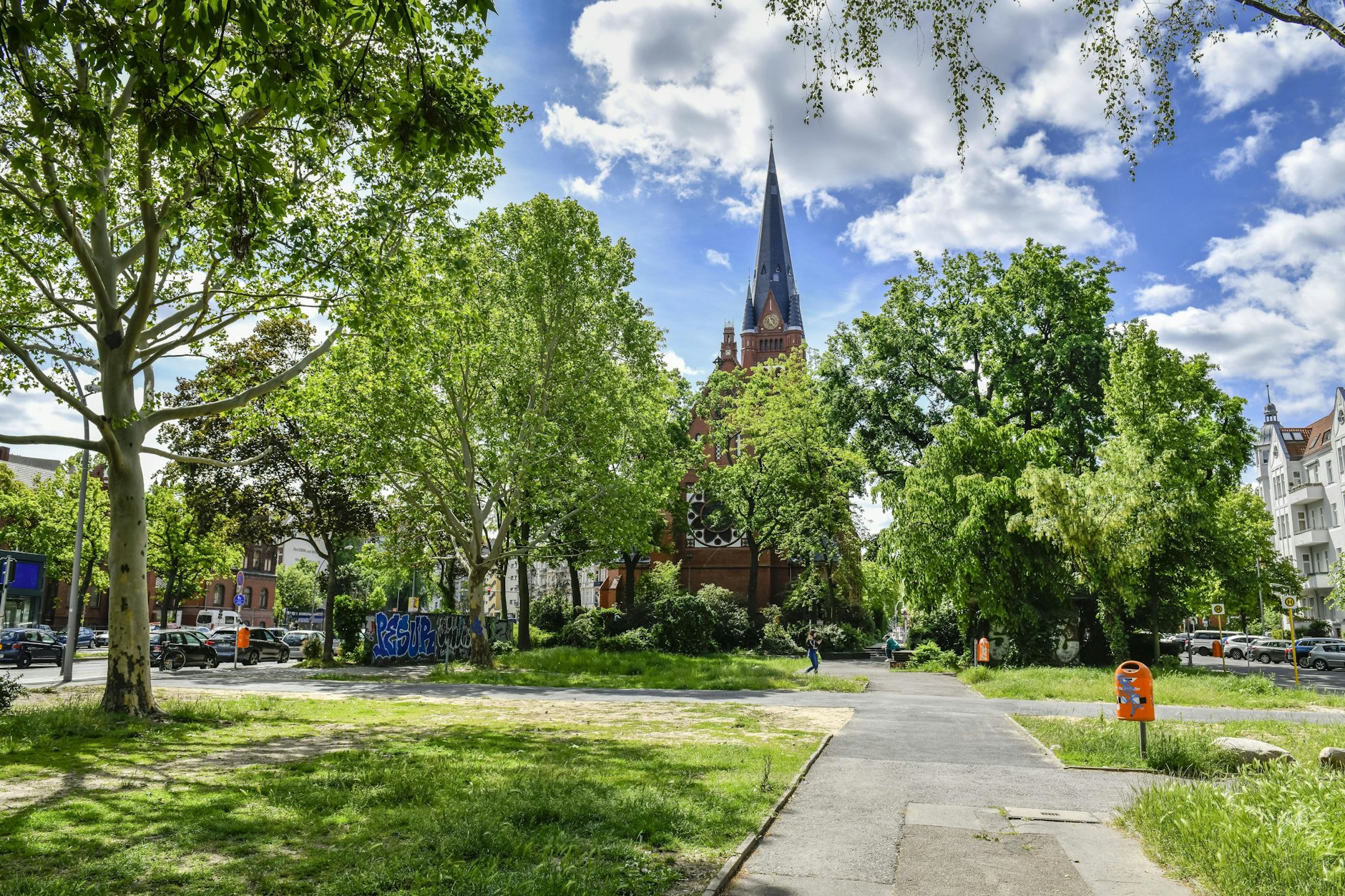 Der Friedrich-Wilhelm-Platz in Tempelhof-Schöneberg bekommt eine neue Tischtennisplatte.