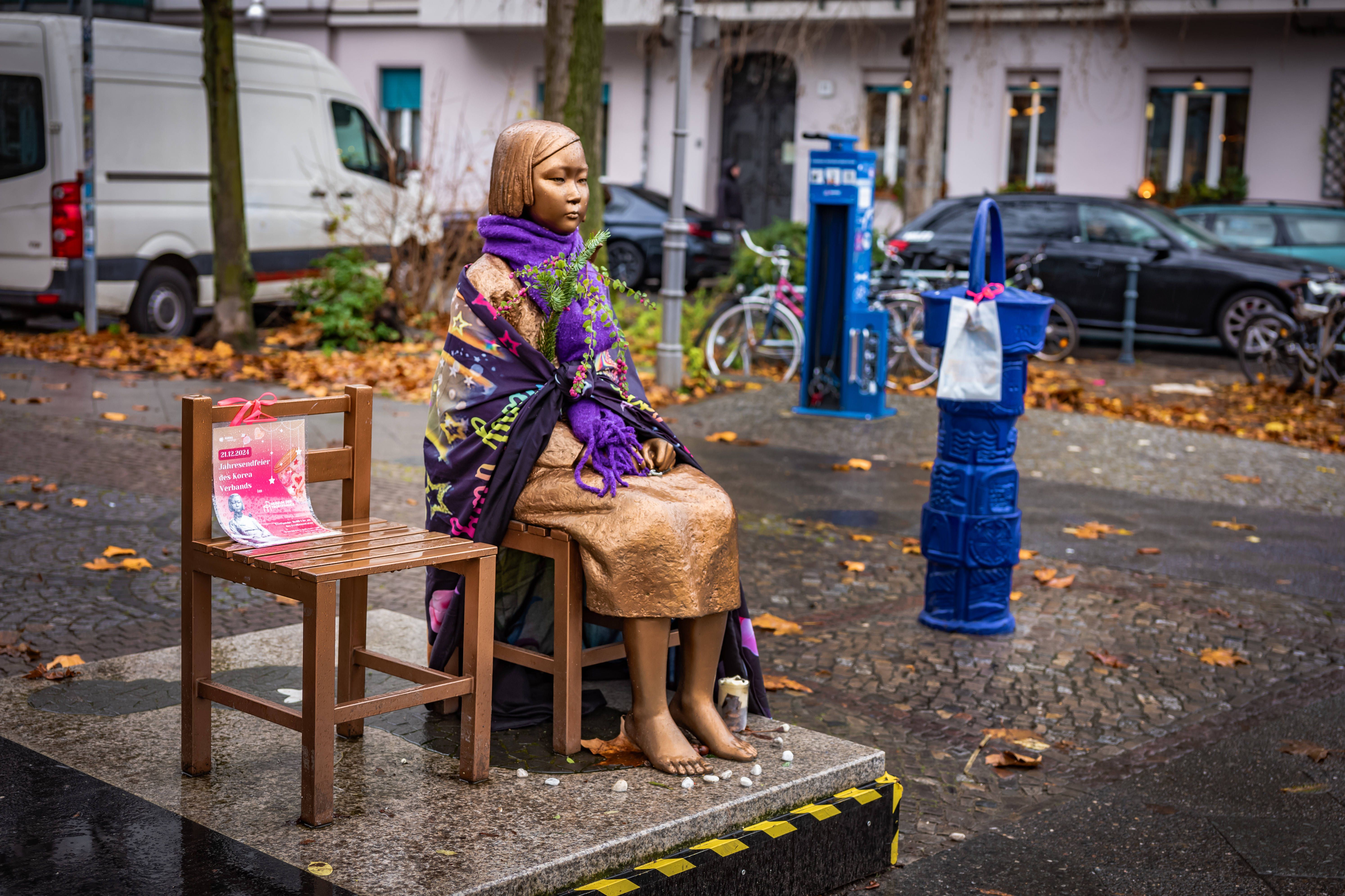 Trostfrau-Statue „Ari“ in Mitte darf vorerst bleiben: Trotz Interessen Japans